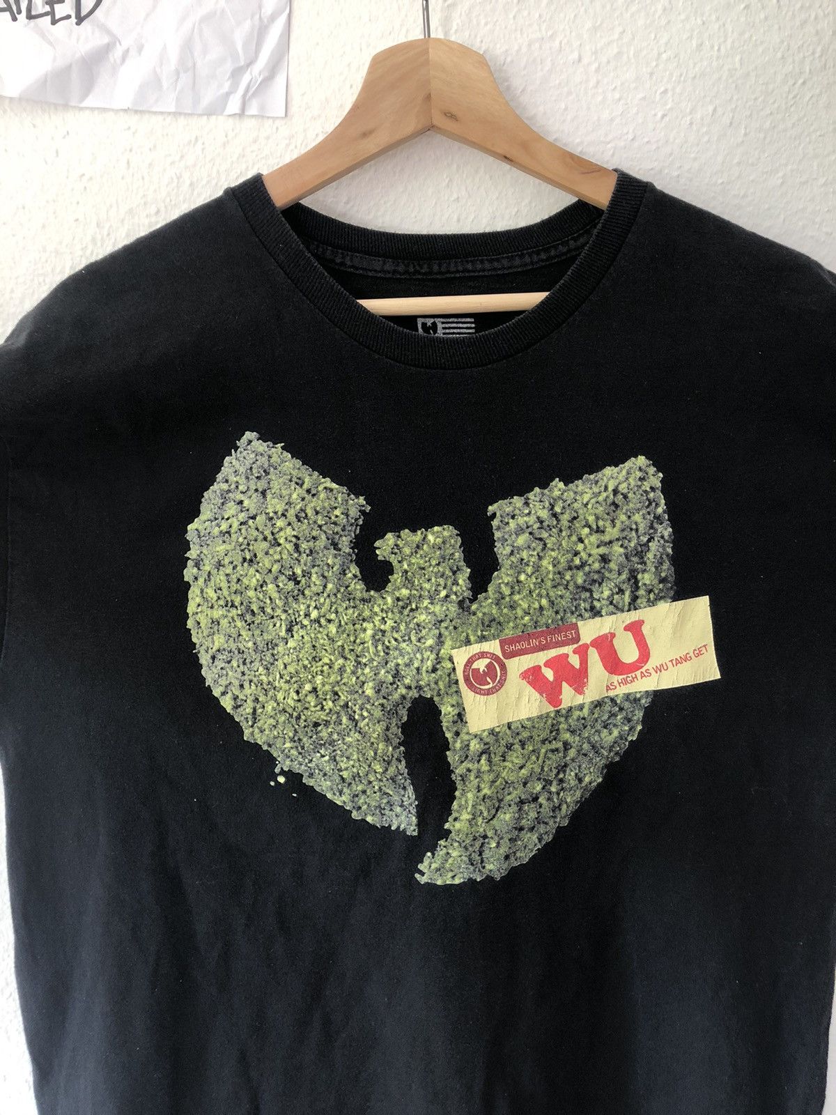 Wu Tang T-Shirt Weed Graphic