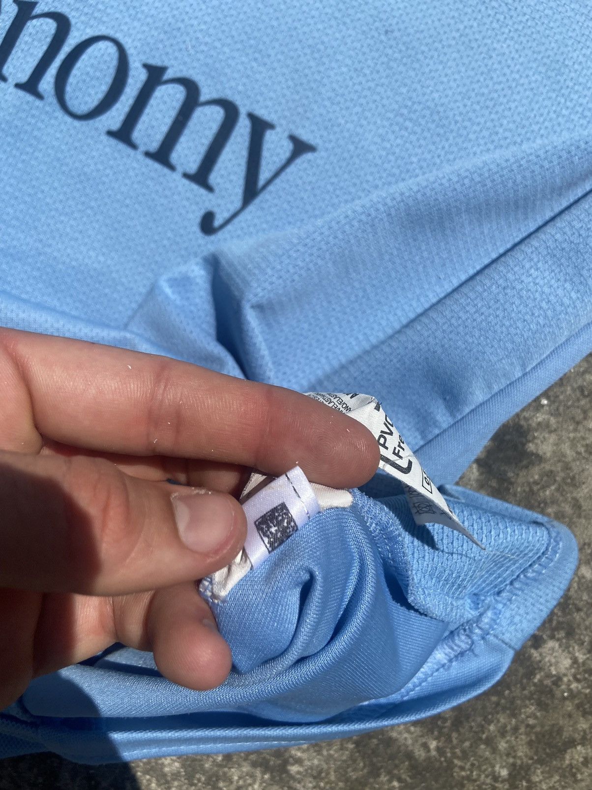 Puma Vintage Puma Tottenham Spurs soccer jersey Streetwear rare L Size US L / EU 52-54 / 3 - 7 Thumbnail
