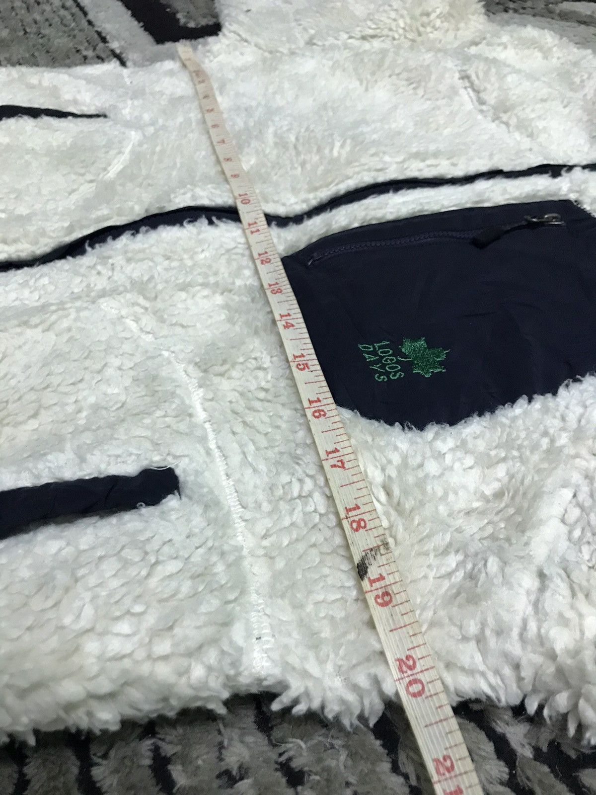 Japanese Brand Logos deep pile fleece jacket Size US M / EU 48-50 / 2 - 6 Thumbnail