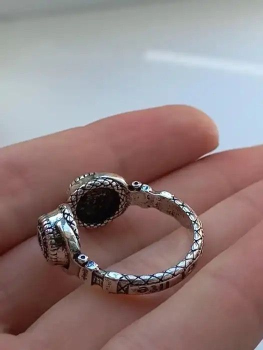 Jewelry Creative Headphones Ring Size ONE SIZE - 3 Thumbnail