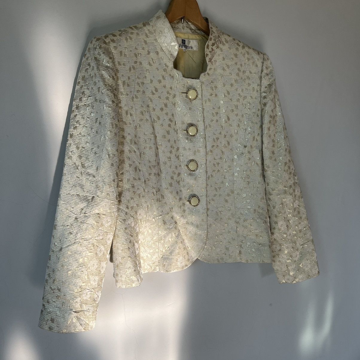 GIVENCHY Vintage Blazer Women's button on vintage style