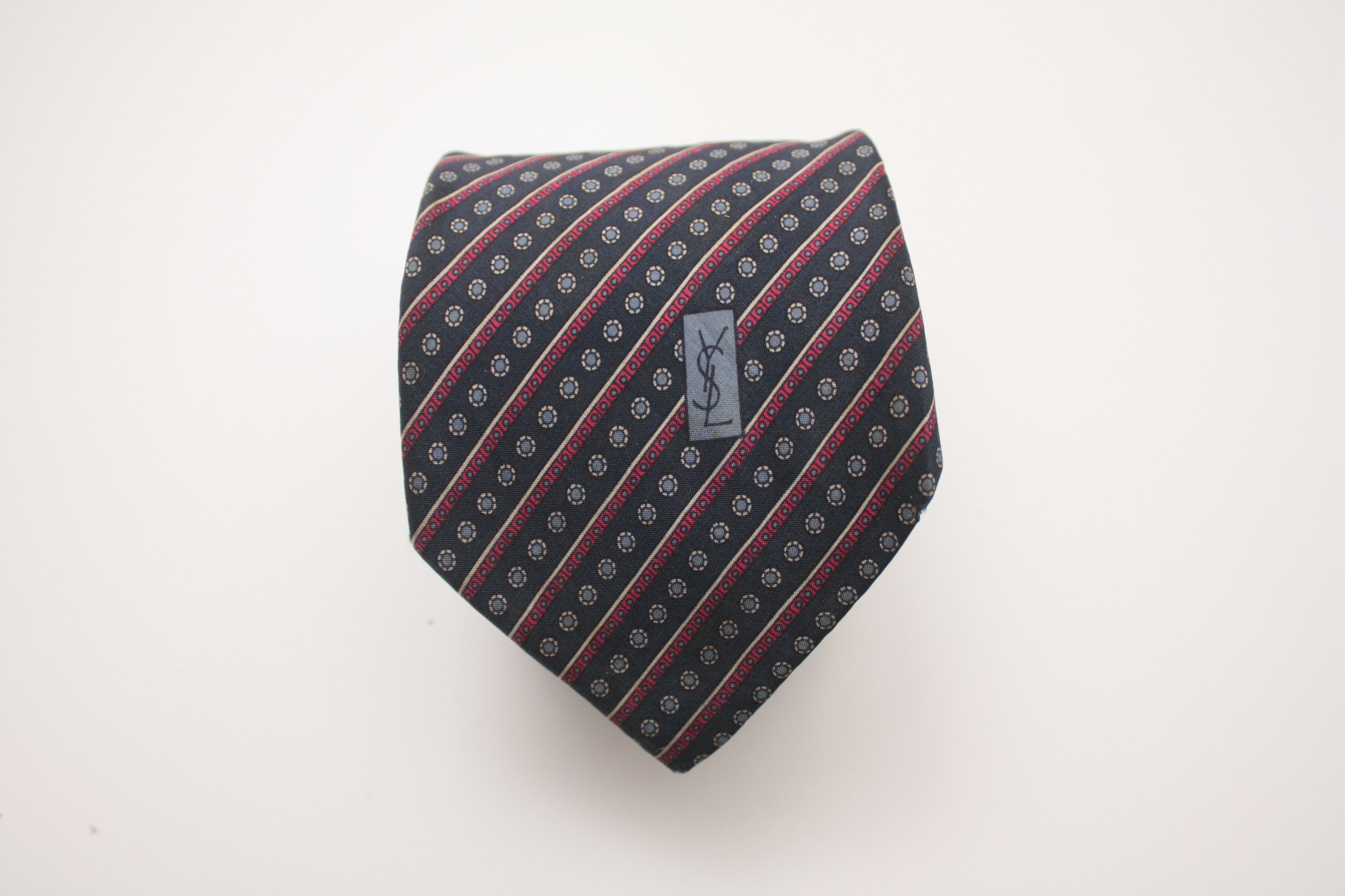 Yves Saint Laurent Yves Saint Laurent Vintage Navy Red Silk Tie Size ONE SIZE - 4 Thumbnail