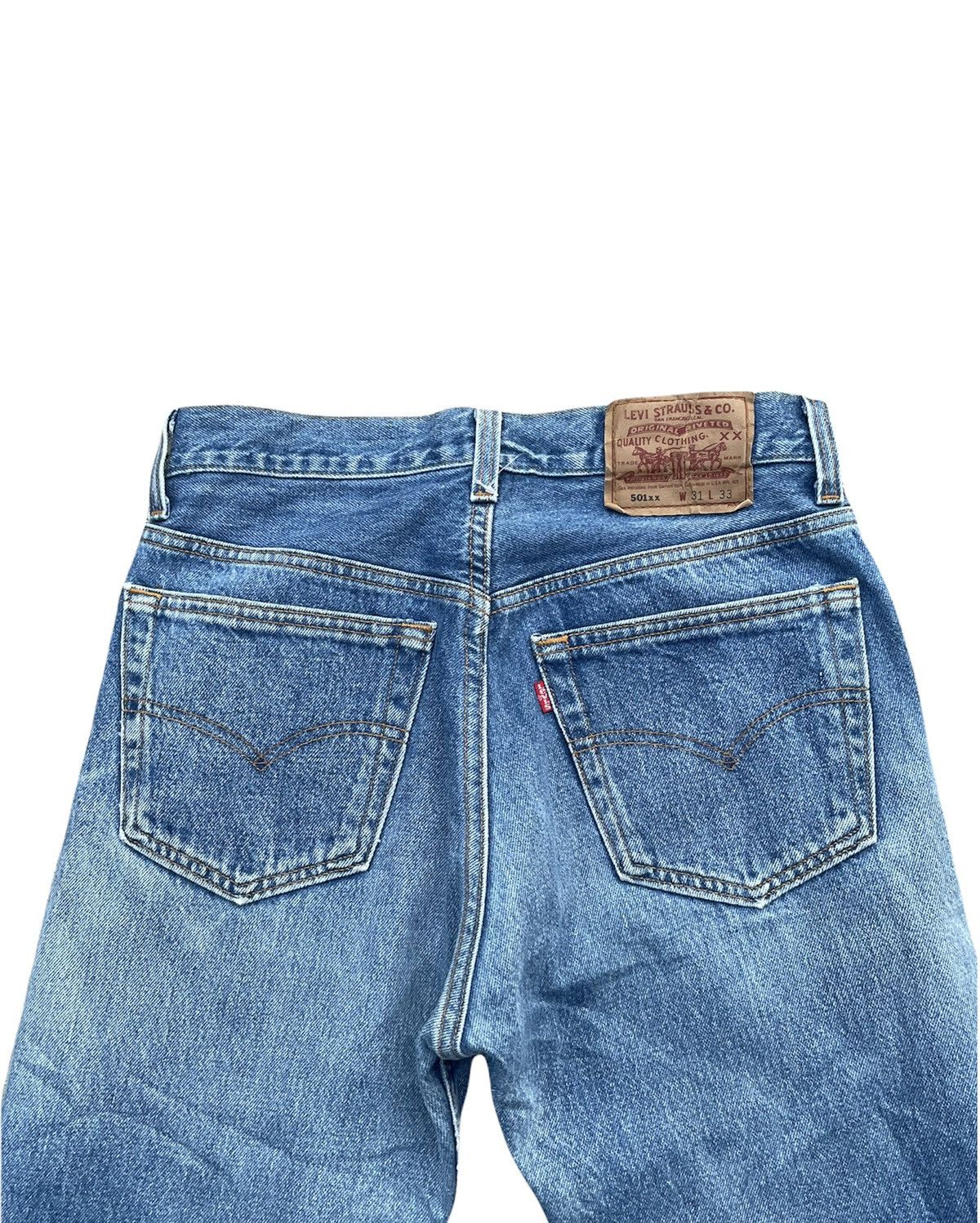 Le Grande Bleu (L.G.B.) × Levi's × Vintage Vintage Levi’s 501xx Usa 1993 Aging Wash Denim Size US 29 - 8 Thumbnail