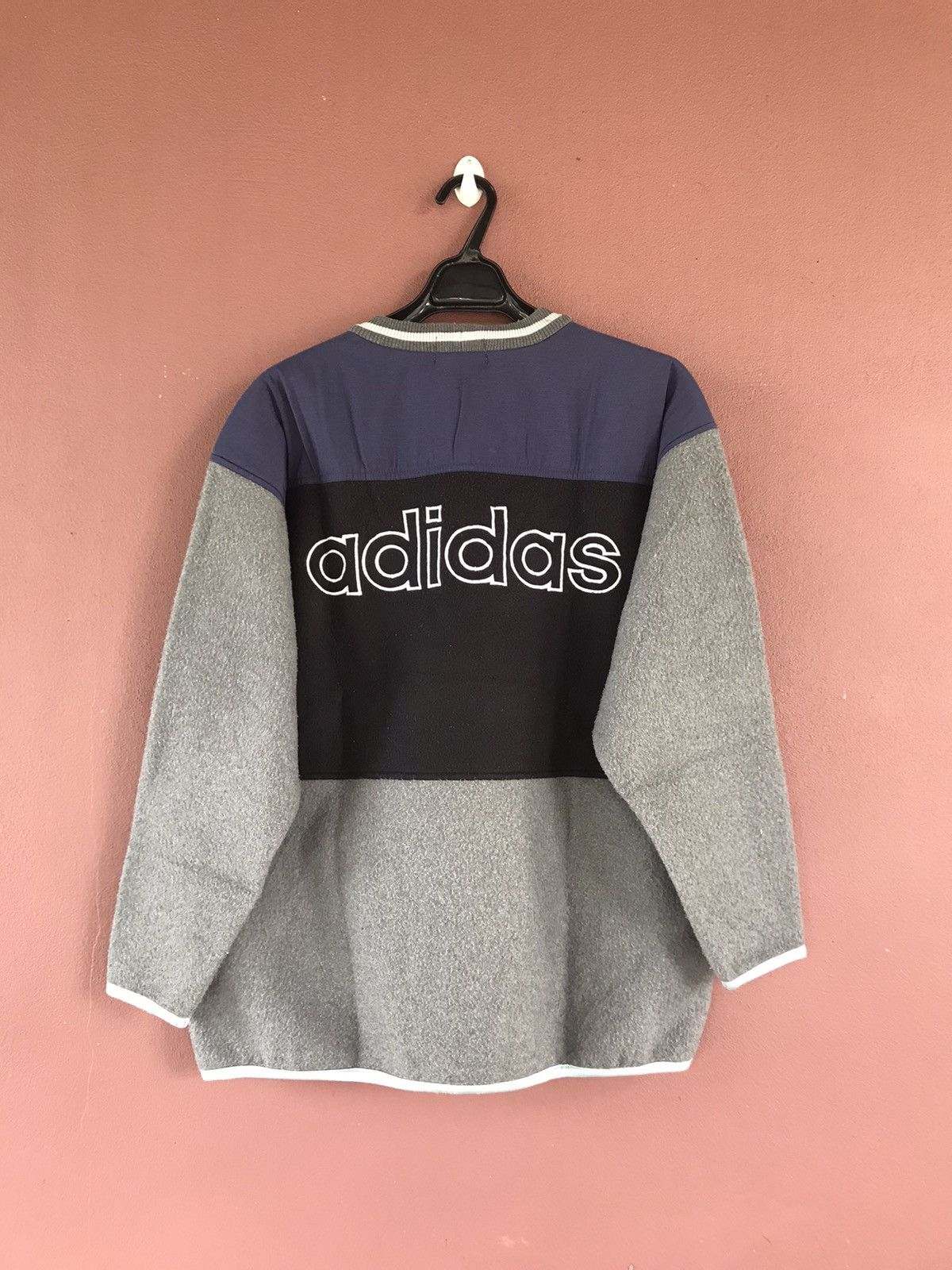 Adidas Adidas sweatshirt size L Size US L / EU 52-54 / 3 - 2 Thumbnail