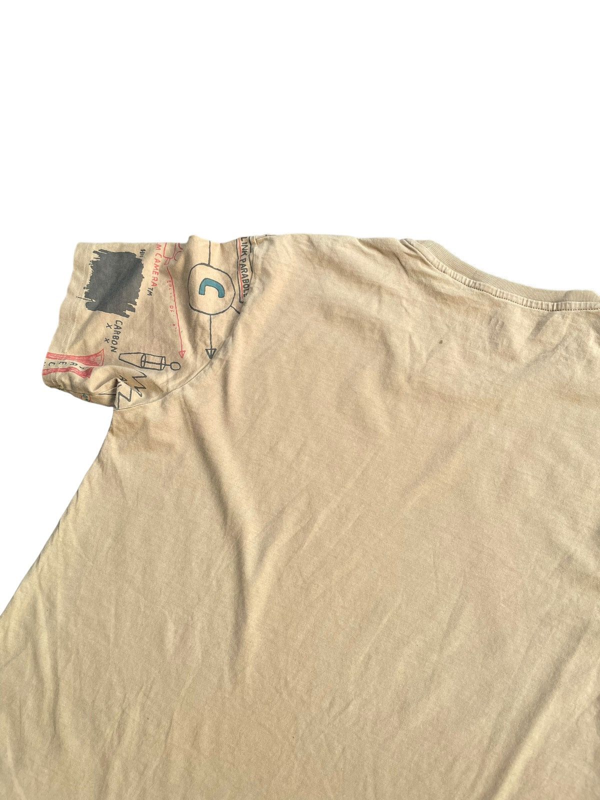 Japanese Brand × Jean-Michel Basquiat × Uniqlo Uniqlo x Jean Michel Basquiat Tshirt Size US L / EU 52-54 / 3 - 7 Thumbnail
