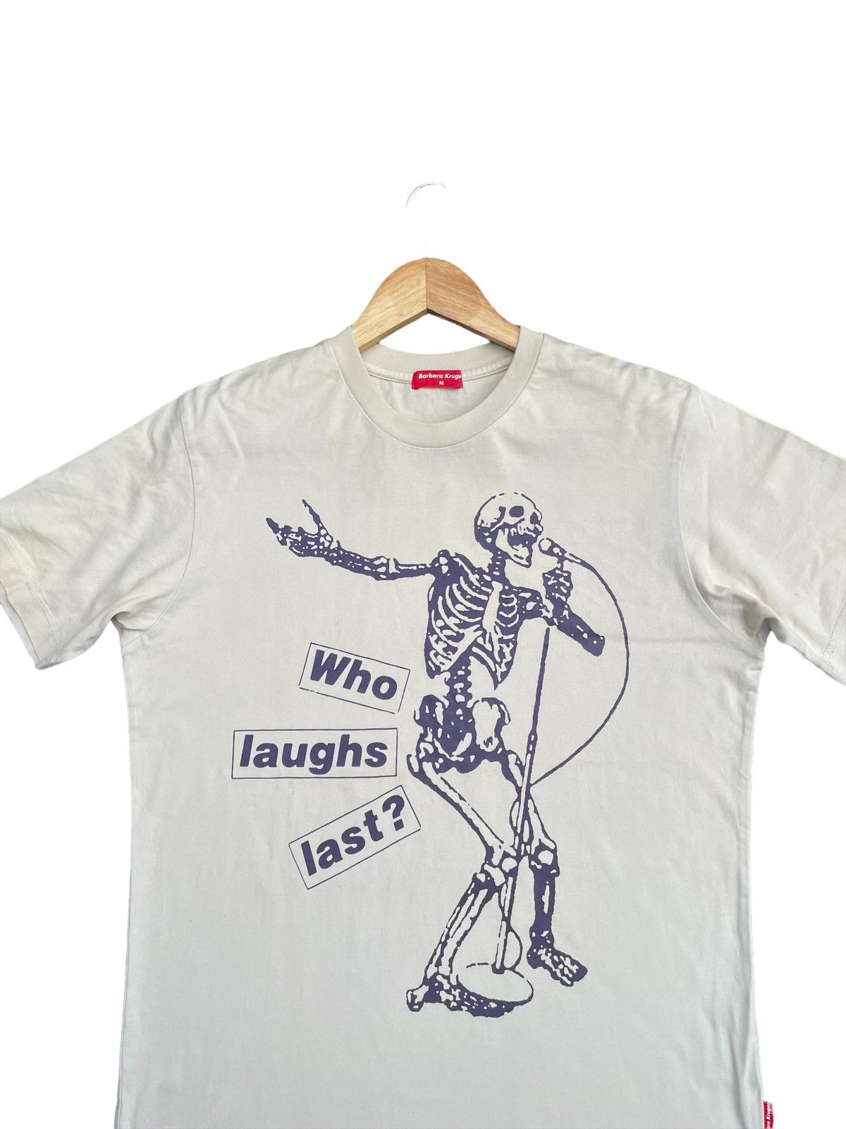 Barbara Kruger × Uniqlo × Vintage Vintage Barbara Kruger Who Laughs Last Tshirt Size US M / EU 48-50 / 2 - 5 Thumbnail