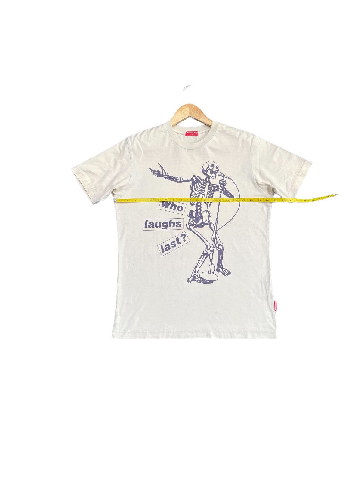Barbara Kruger × Uniqlo × Vintage Vintage Barbara Kruger Who Laughs Last Tshirt Size US M / EU 48-50 / 2 - 2 Thumbnail