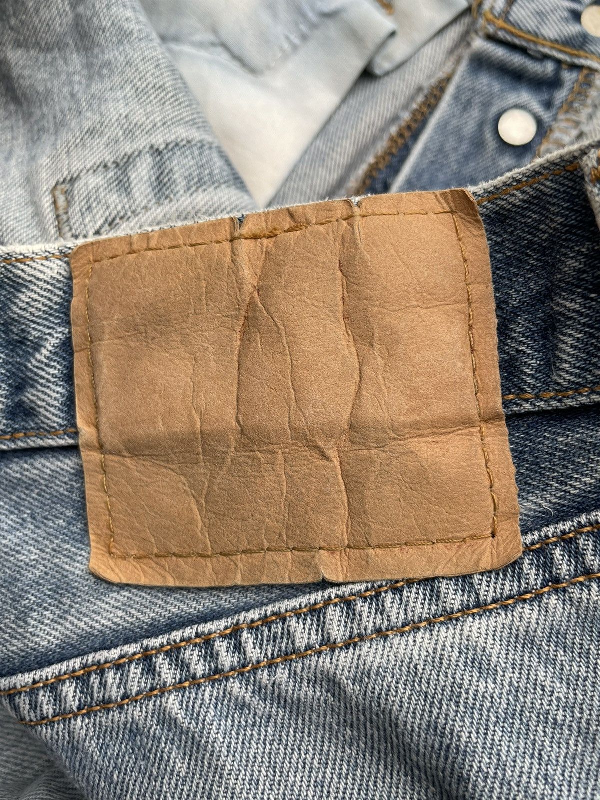 Levi's × Vintage Vintage 1997 Levis 501 e Distresed Denim Size US 31 - 13 Thumbnail