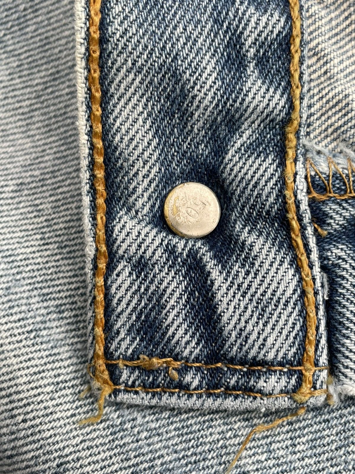 Levi's × Vintage Vintage 1997 Levis 501 e Distresed Denim Size US 31 - 19 Thumbnail