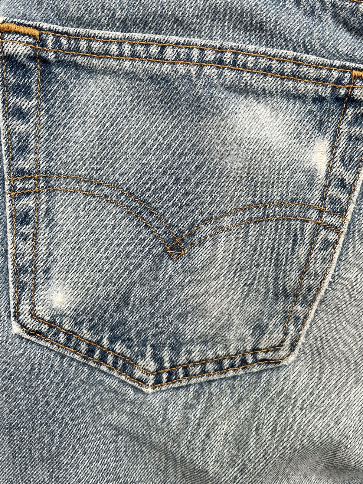 Levi's × Vintage Vintage 1997 Levis 501 e Distresed Denim Size US 31 - 15 Thumbnail