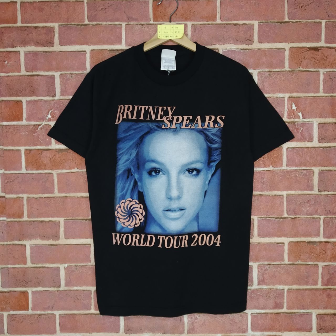 Band Tees Vintage Y2K Britney Spears World Tour 2004 Backprint Tour Size US M / EU 48-50 / 2 - 1 Thumbnail