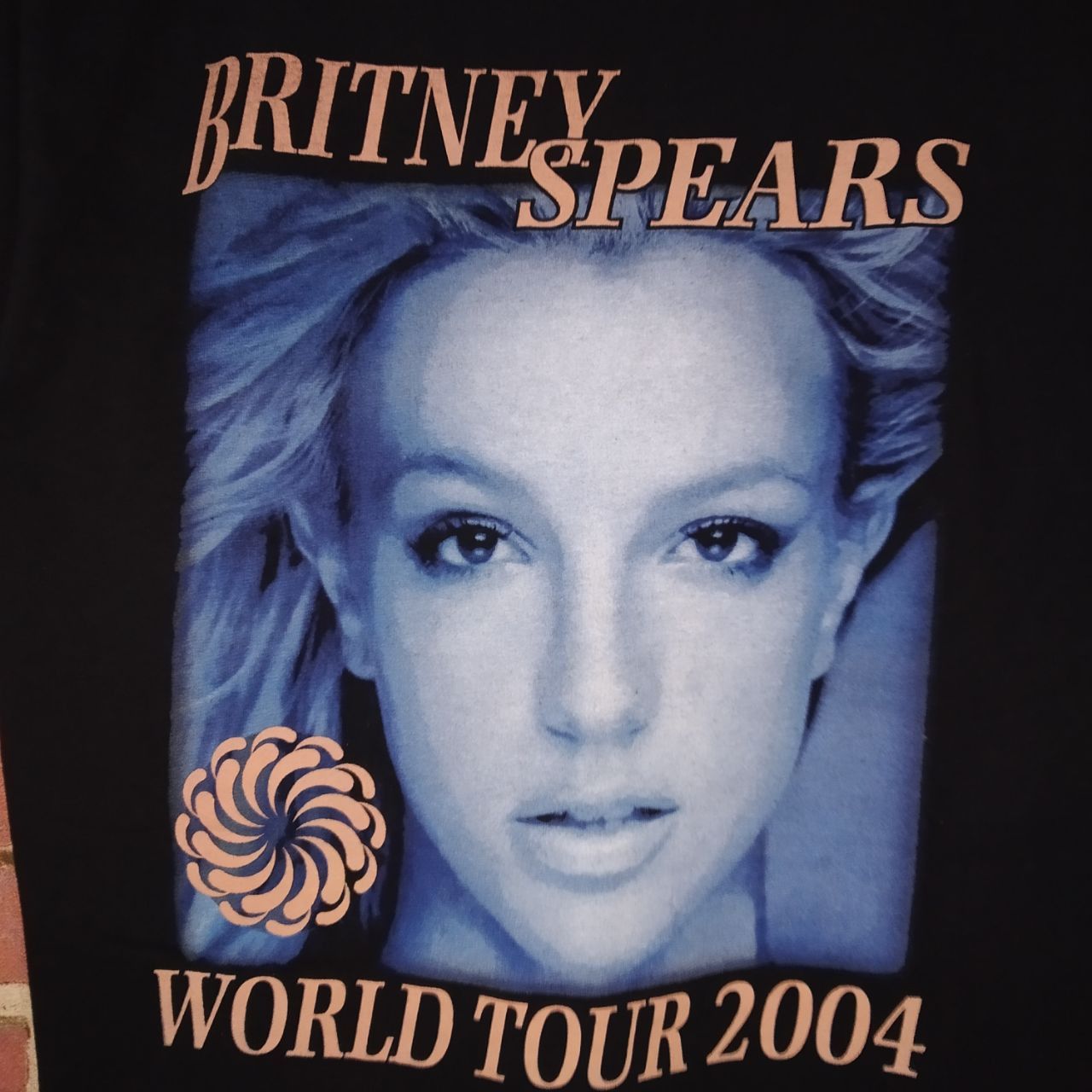 Band Tees Vintage Y2K Britney Spears World Tour 2004 Backprint Tour Size US M / EU 48-50 / 2 - 3 Thumbnail