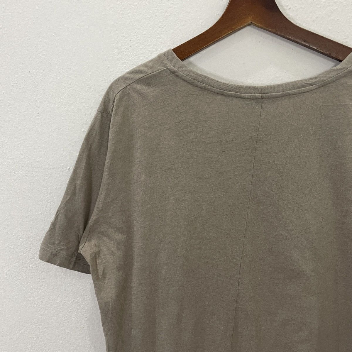 Undercover × Uniqlo Vintage Uniqlo X Undercover Crewneck Tee Size US M / EU 48-50 / 2 - 10 Thumbnail