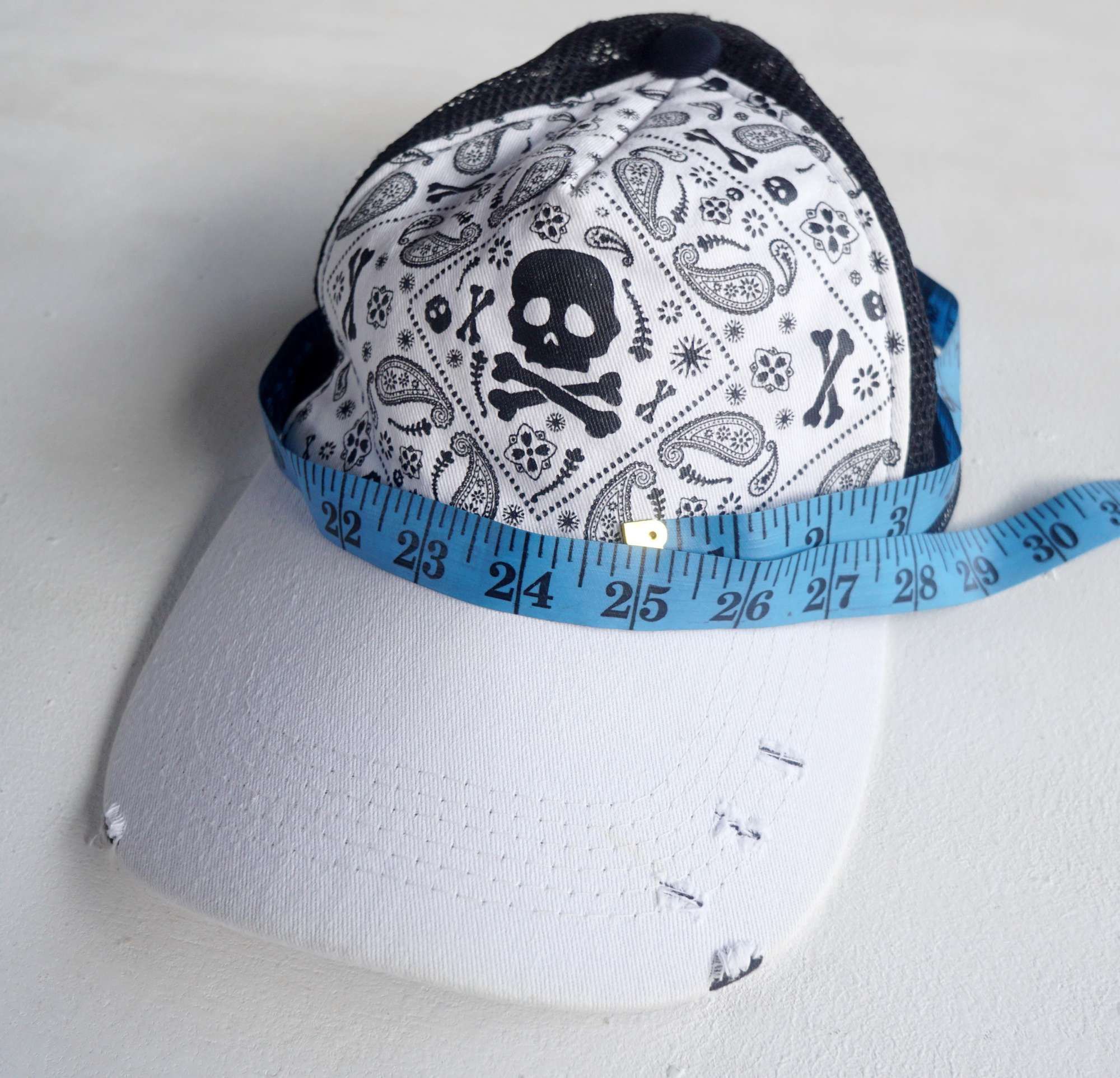 Japanese Brand SHISKY Skull & Paisley Ripped Trucker Hat Size ONE SIZE - 13 Thumbnail