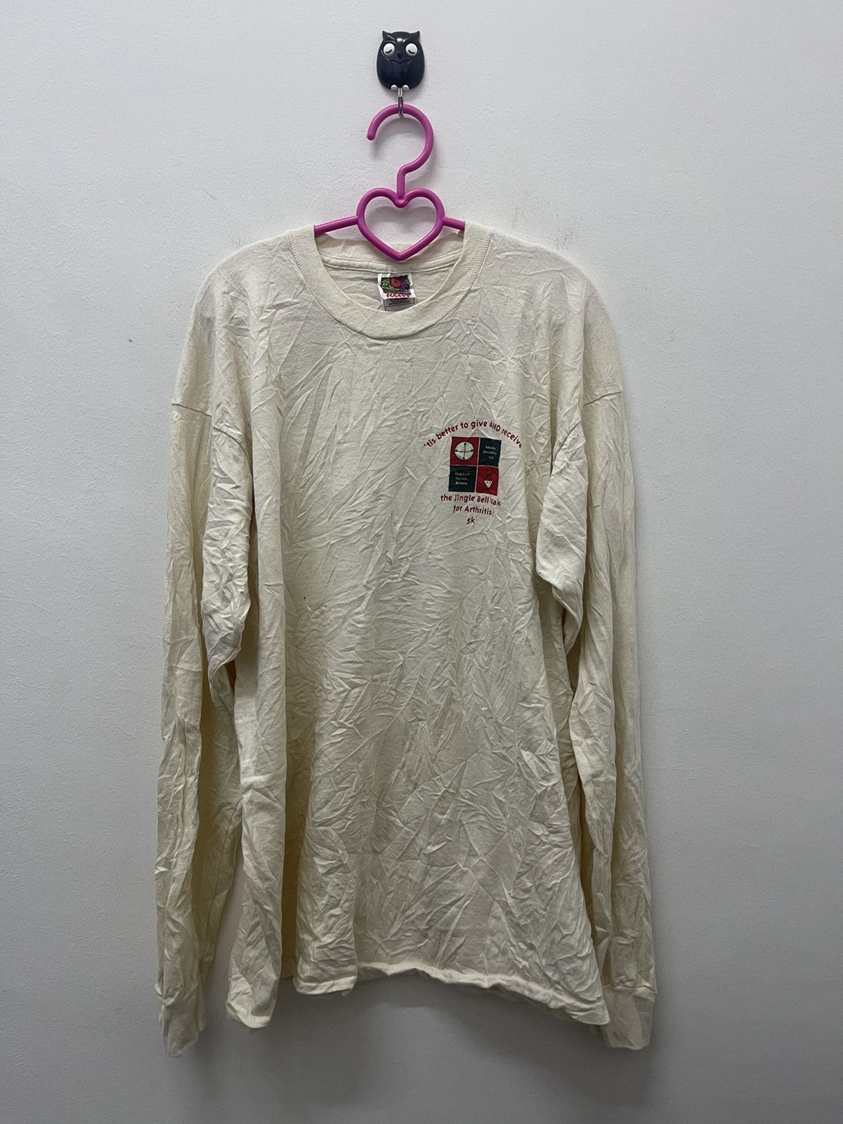 image of Fruit Of The Loom x Made In USA 90's Vintage The Jingle Bell Wall For Arthritis 5K Tee in Cream (Si