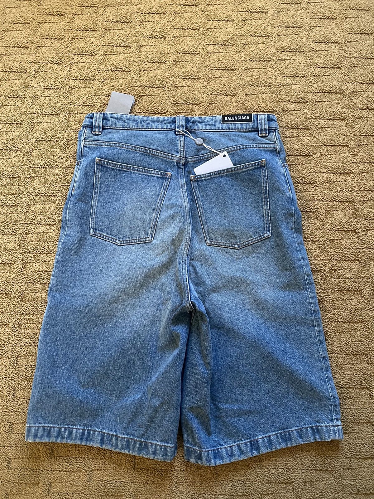 Balenciaga Balenciaga Long Jorts 31w “Skater Shorts” Size US 31 - 3 Thumbnail