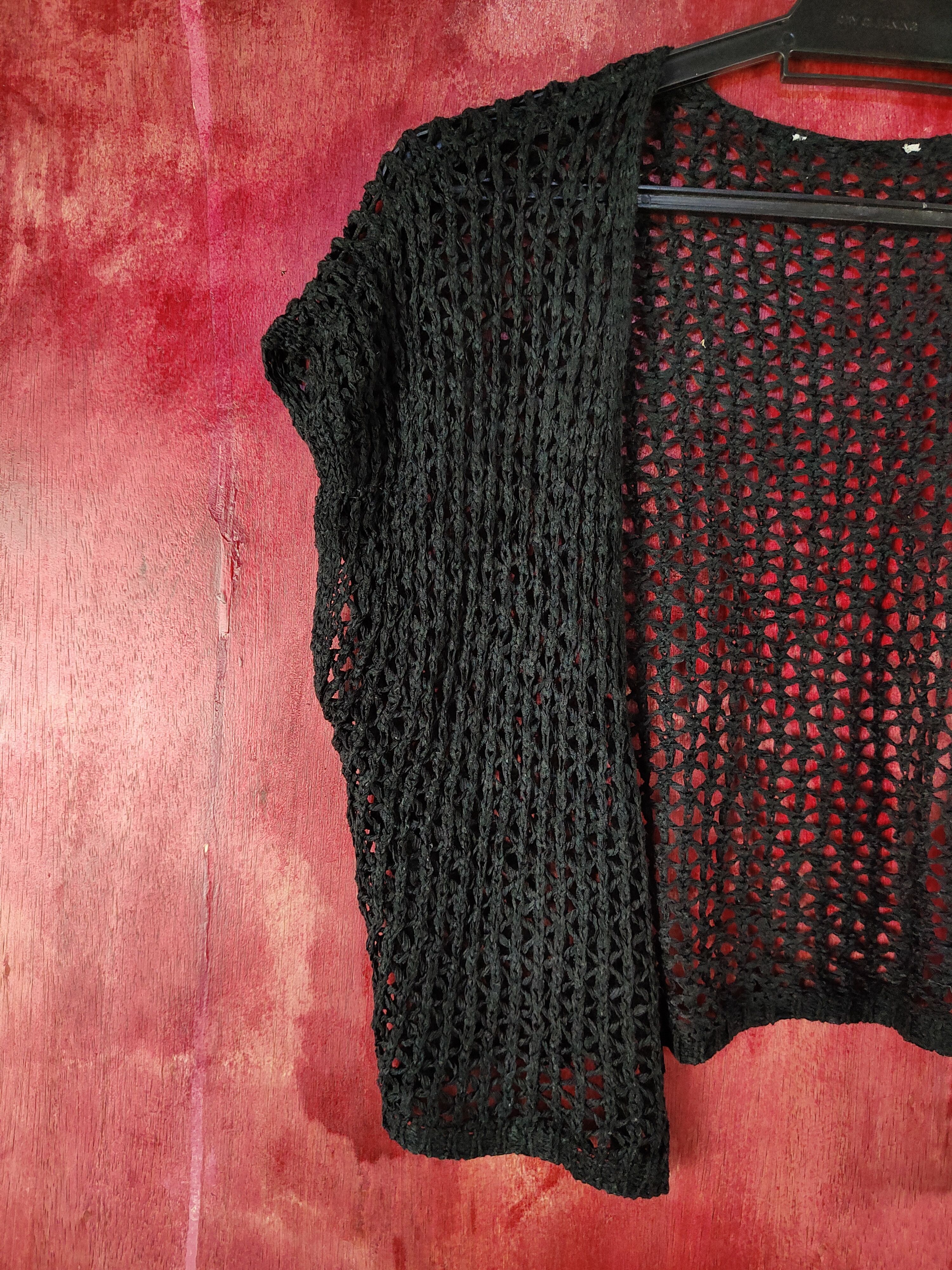 Vintage Japanese Brand Black Crochet Meshnet Knitwear Vest #S1011 Size S / US 4 / IT 40 - 3 Thumbnail