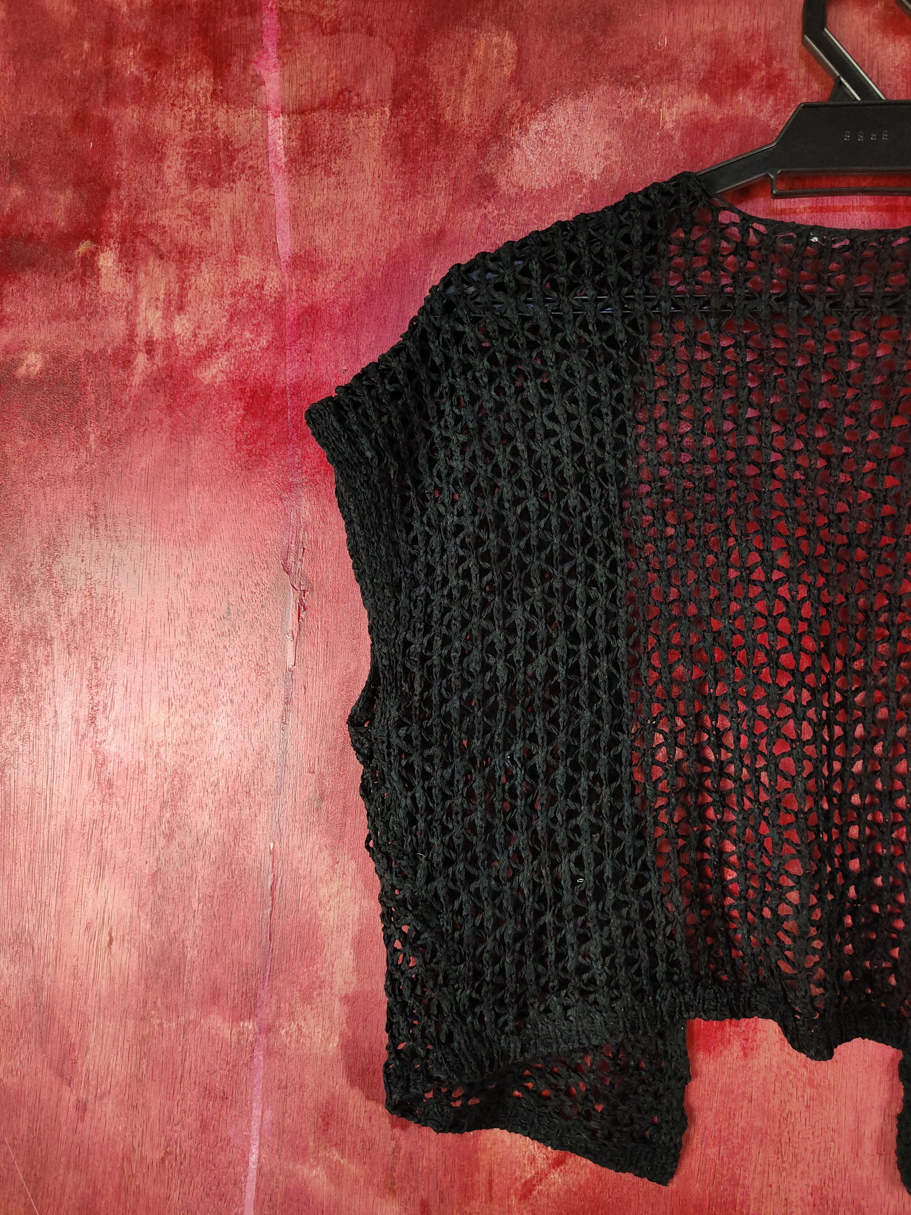 Vintage Japanese Brand Black Crochet Meshnet Knitwear Vest #S1011 Size S / US 4 / IT 40 - 6 Thumbnail