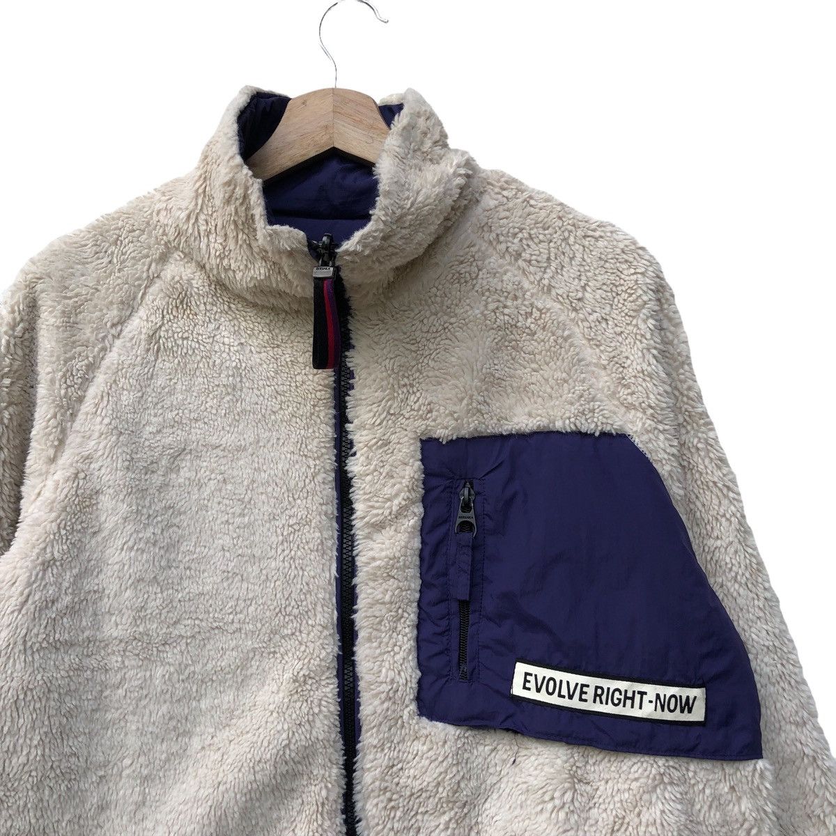 Bershka BERSHKA DEEP PILE REVISIBLE INSPIRED PATAGONIA RETRO X Size US M / EU 48-50 / 2 - 6 Thumbnail