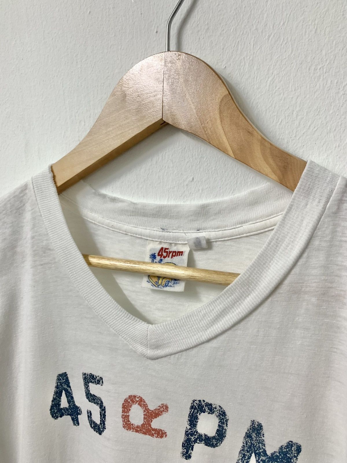 45rpm Vintage 45Rpm V-neck Tshirt Size S / US 4 / IT 40 - 3 Thumbnail