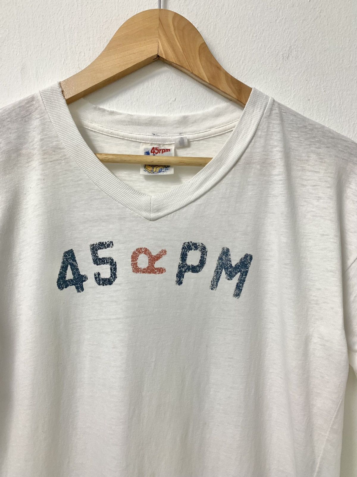 45rpm Vintage 45Rpm V-neck Tshirt Size S / US 4 / IT 40 - 2 Thumbnail