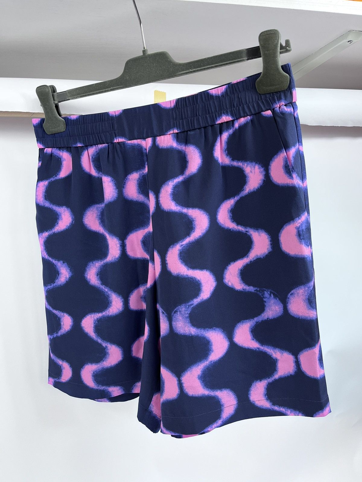 image of Mcq x Mcq Alexander Mcqueen Print Silk Shorts, Men's (Size 32)