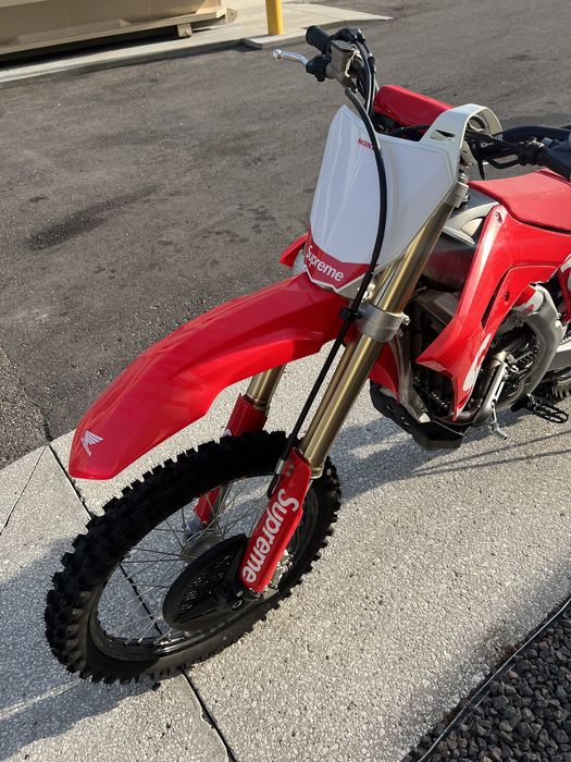 Supreme Supreme x Honda 2020 CRF250R Dirtbike | Grailed