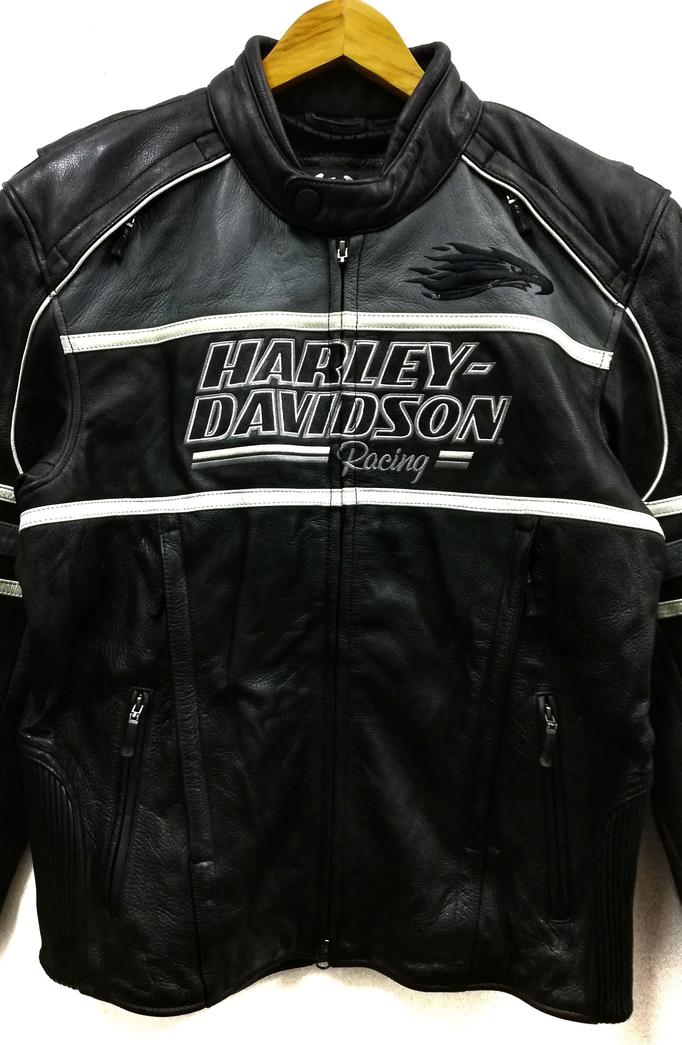 Harley Davidson × Sports Specialties 🔥Harley Davidson Big Logo Genuine Leather Jacket 🔥 Size US L / EU 52-54 / 3 - 3 Thumbnail