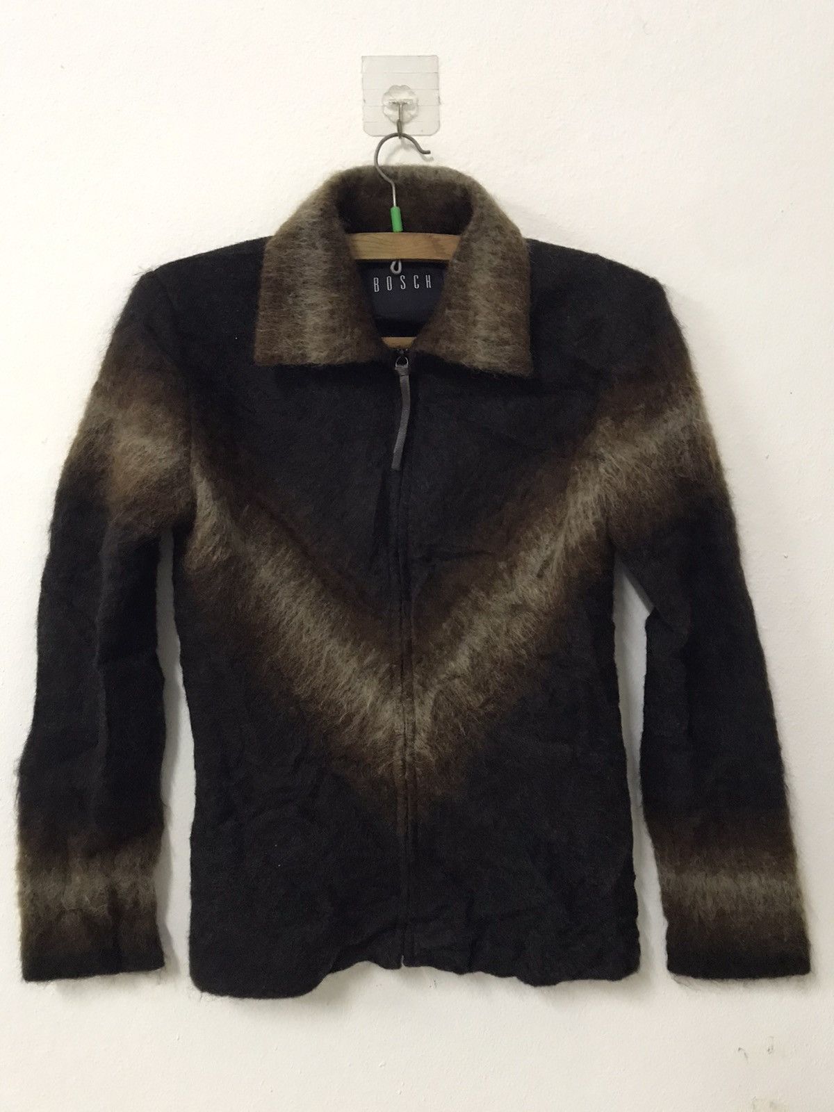 Beauty Beast × Japanese Brand × Vintage Vintage bosch fur hairy zipper jacket Size M / US 6-8 / IT 42-44 - 1 Thumbnail