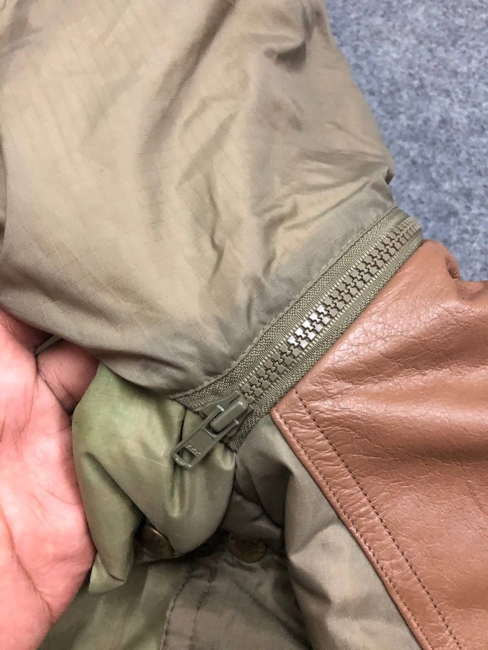 Japanese Brand × Vintage SICK🔥Sun Faded Dio Squad Down Jacket Size US L / EU 52-54 / 3 - 9 Thumbnail