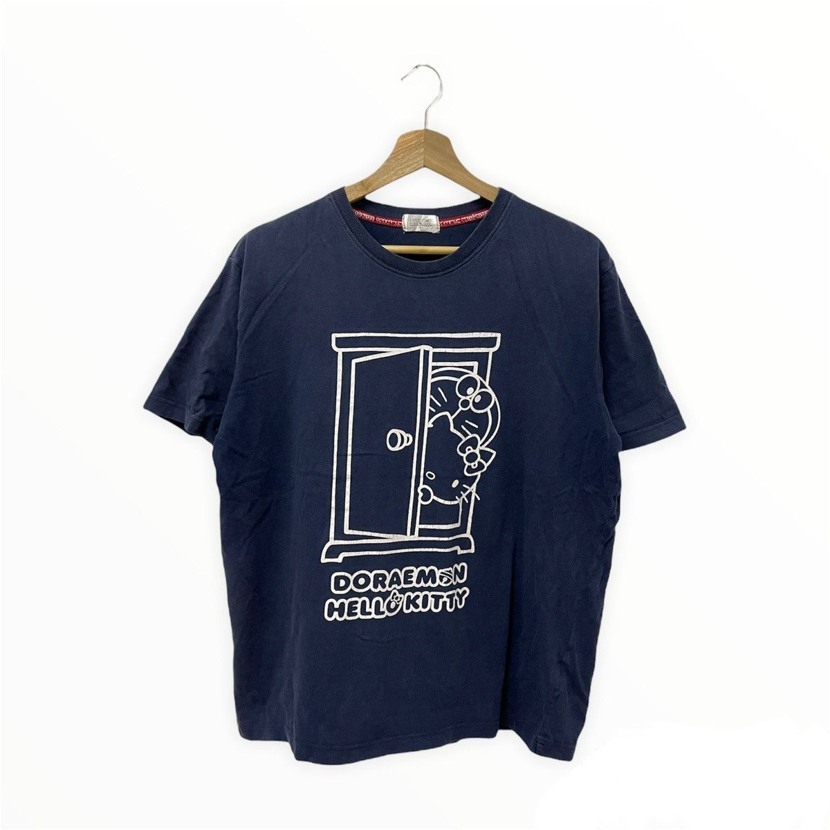 Japanese Brand × Vintage Vintage Doraemon X Hello Kitty Big Logo Graphic Art Tshirt Size US L / EU 52-54 / 3 - 1 Thumbnail
