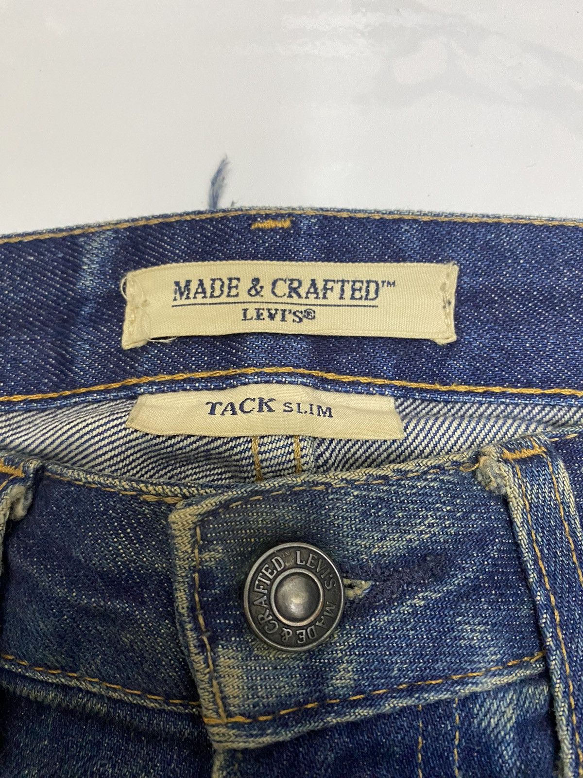 Levi's VINTAGE LEVIS MADE & CRAFTED SELVEDGE DISTRESSED DENIM JEAN Size US 31 - 8 Thumbnail