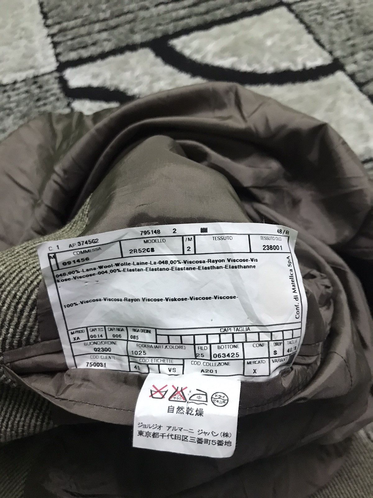 Designer Armani coat Size US M / EU 48-50 / 2 - 6 Thumbnail
