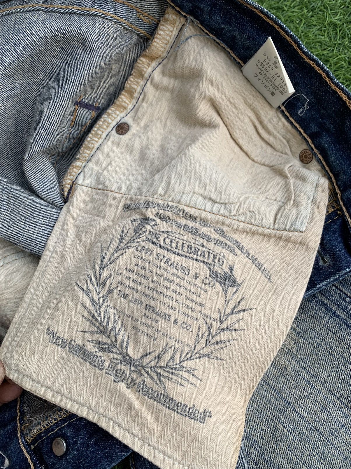 Designer × Levi's × Levi's Vintage Clothing Vintage Distressed Levis Denim jeans Size US 32 / EU 48 - 13 Thumbnail