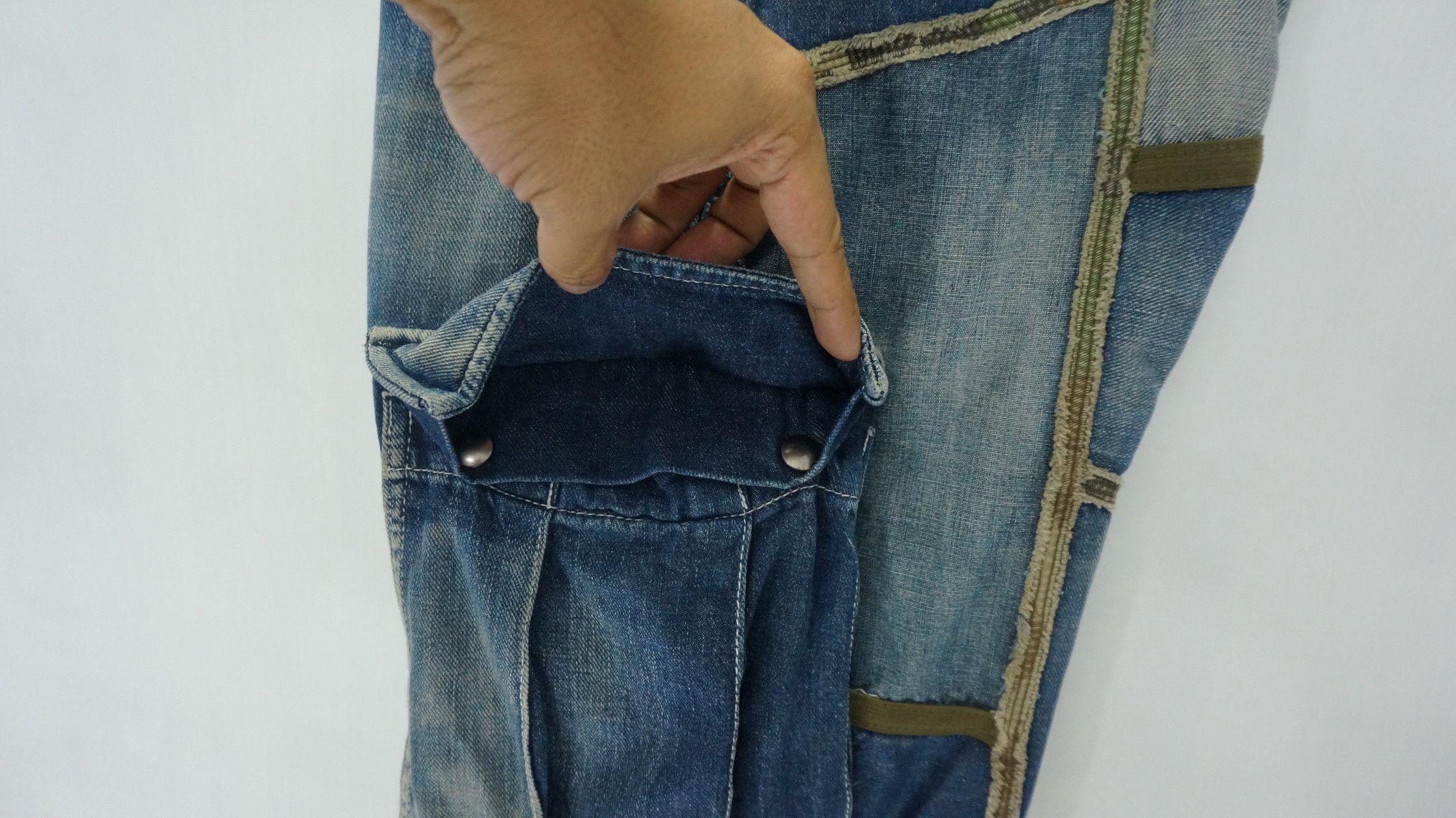 Avirex RareVintage! AVIREX Patchwork Worn Out Cargo Jeans Size US 32 / EU 48 - 8 Thumbnail