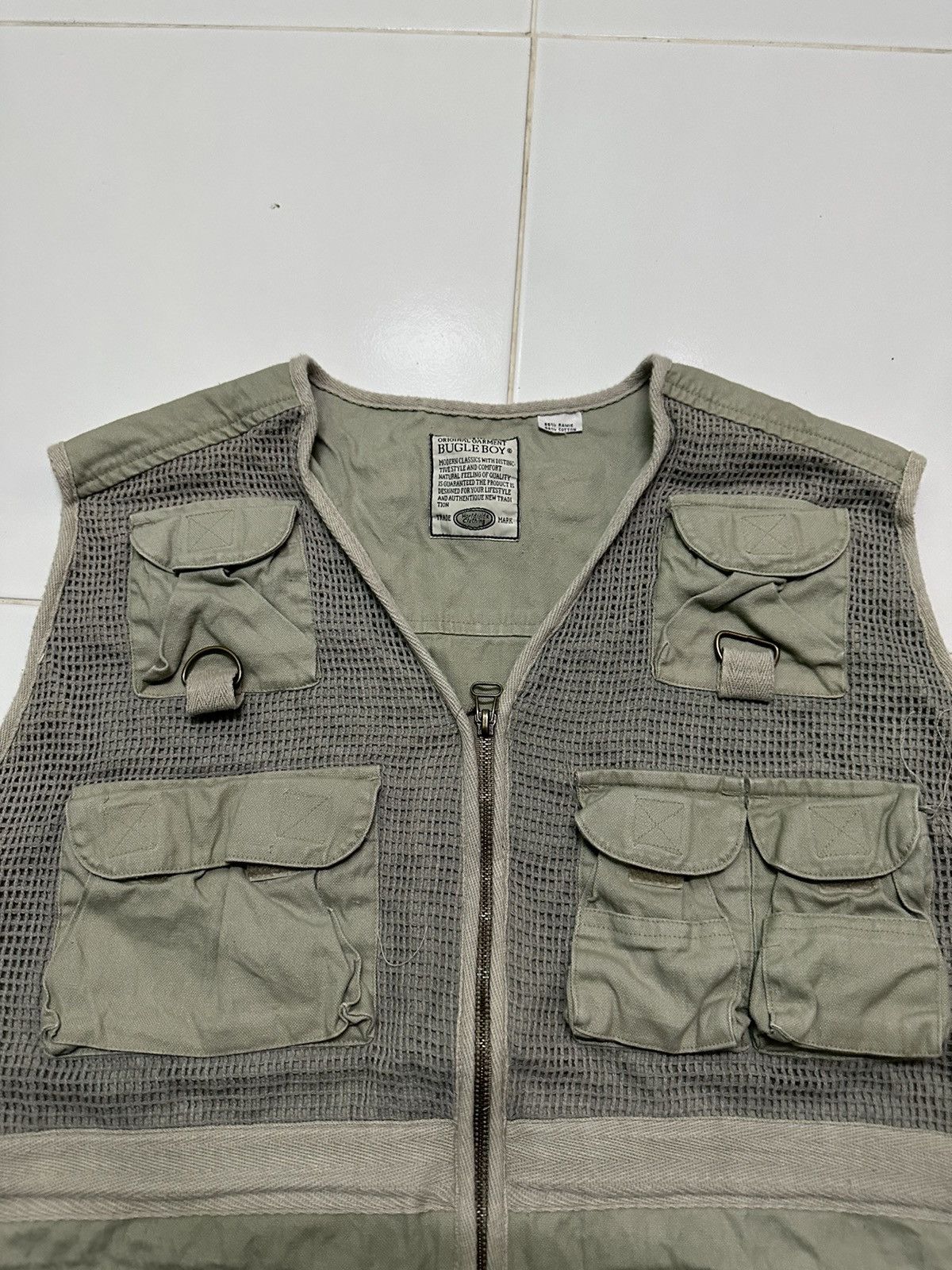 Bugle Boy Bugle boy tactical vest Size US L / EU 52-54 / 3 - 4 Thumbnail