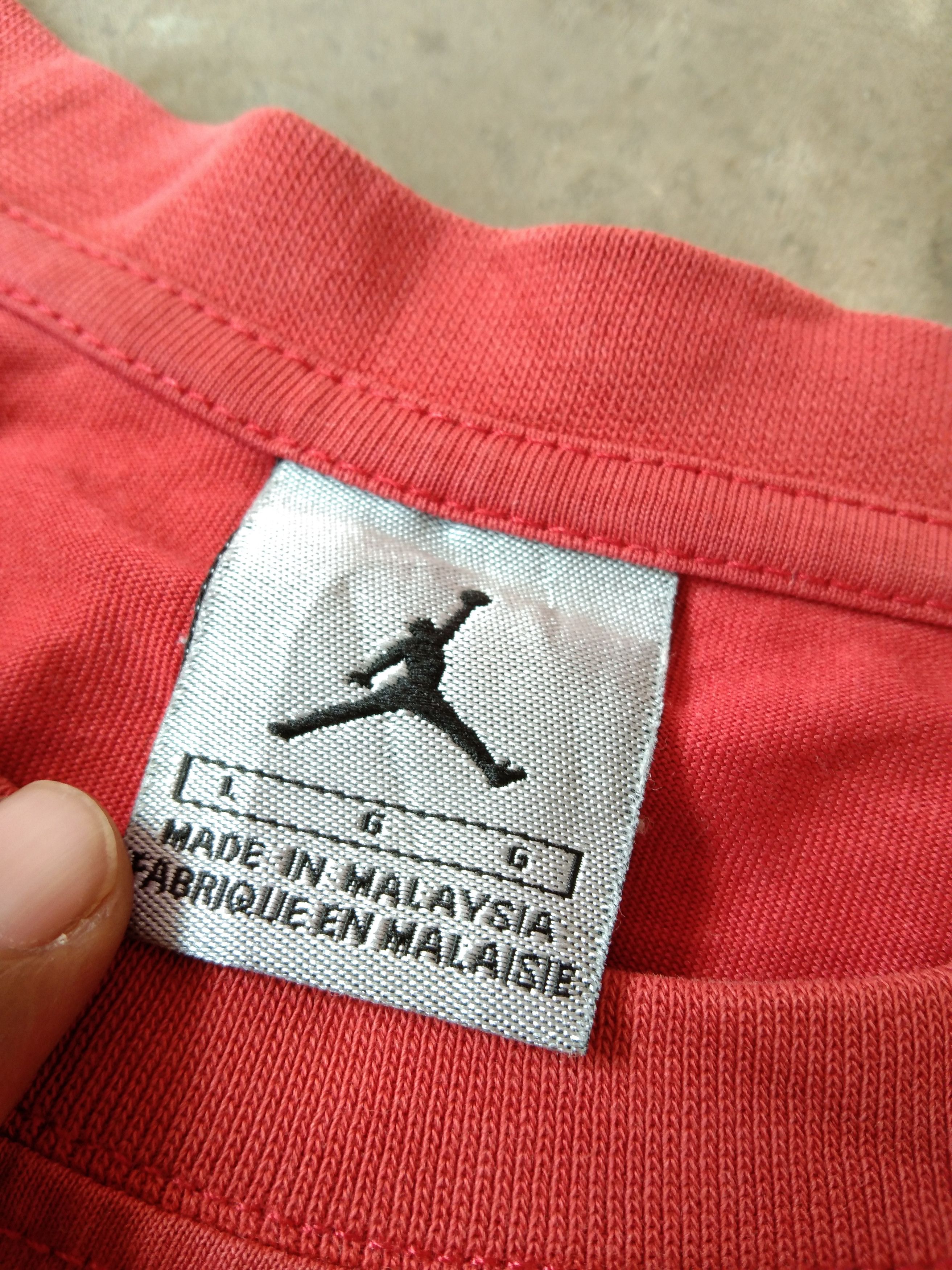 Jordan Brand × Nike × Vintage Y2k Air Jordan Tee Size US L / EU 52-54 / 3 - 6 Thumbnail