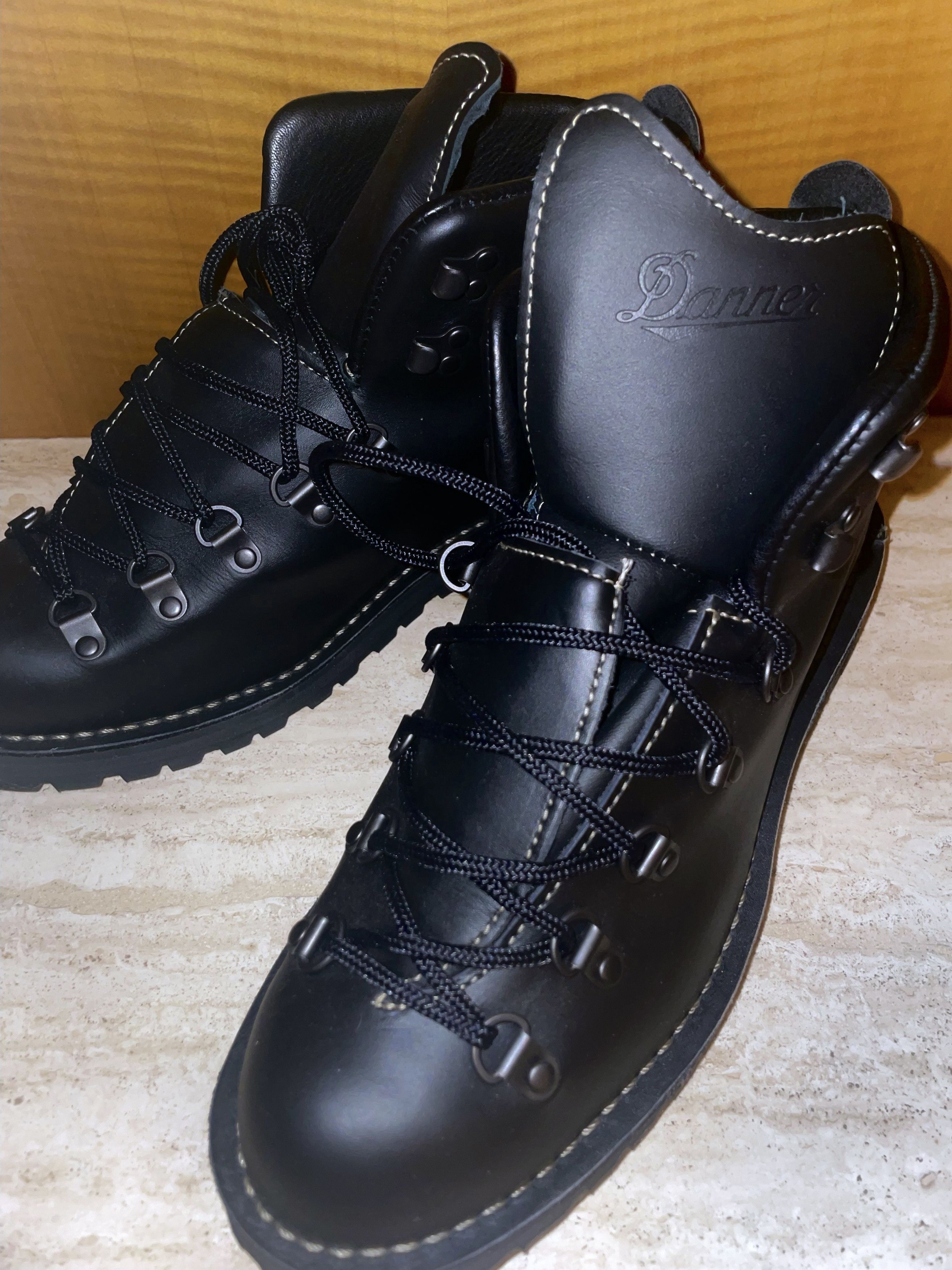 Danner NEW STUMPTOWN MOUNTAIN LIGHT II GTX LEATHER HIKING BOOTS Size US 11 / EU 44 - 12 Thumbnail
