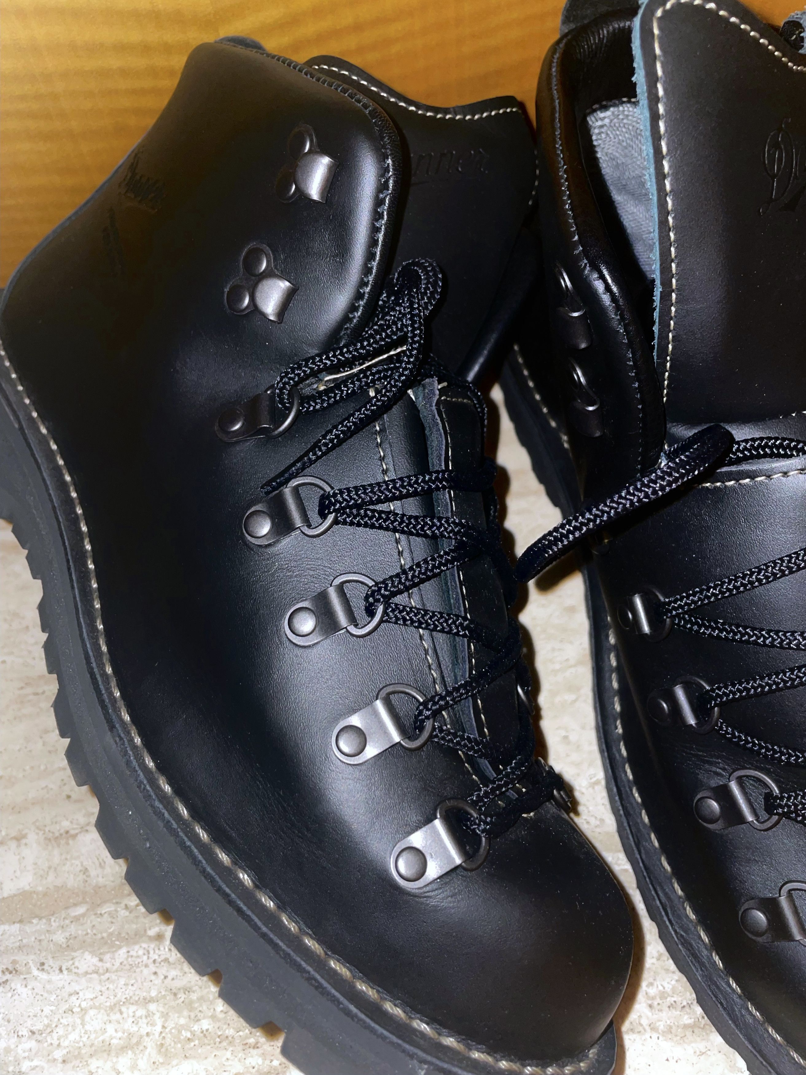 Danner NEW STUMPTOWN MOUNTAIN LIGHT II GTX LEATHER HIKING BOOTS Size US 11 / EU 44 - 11 Thumbnail