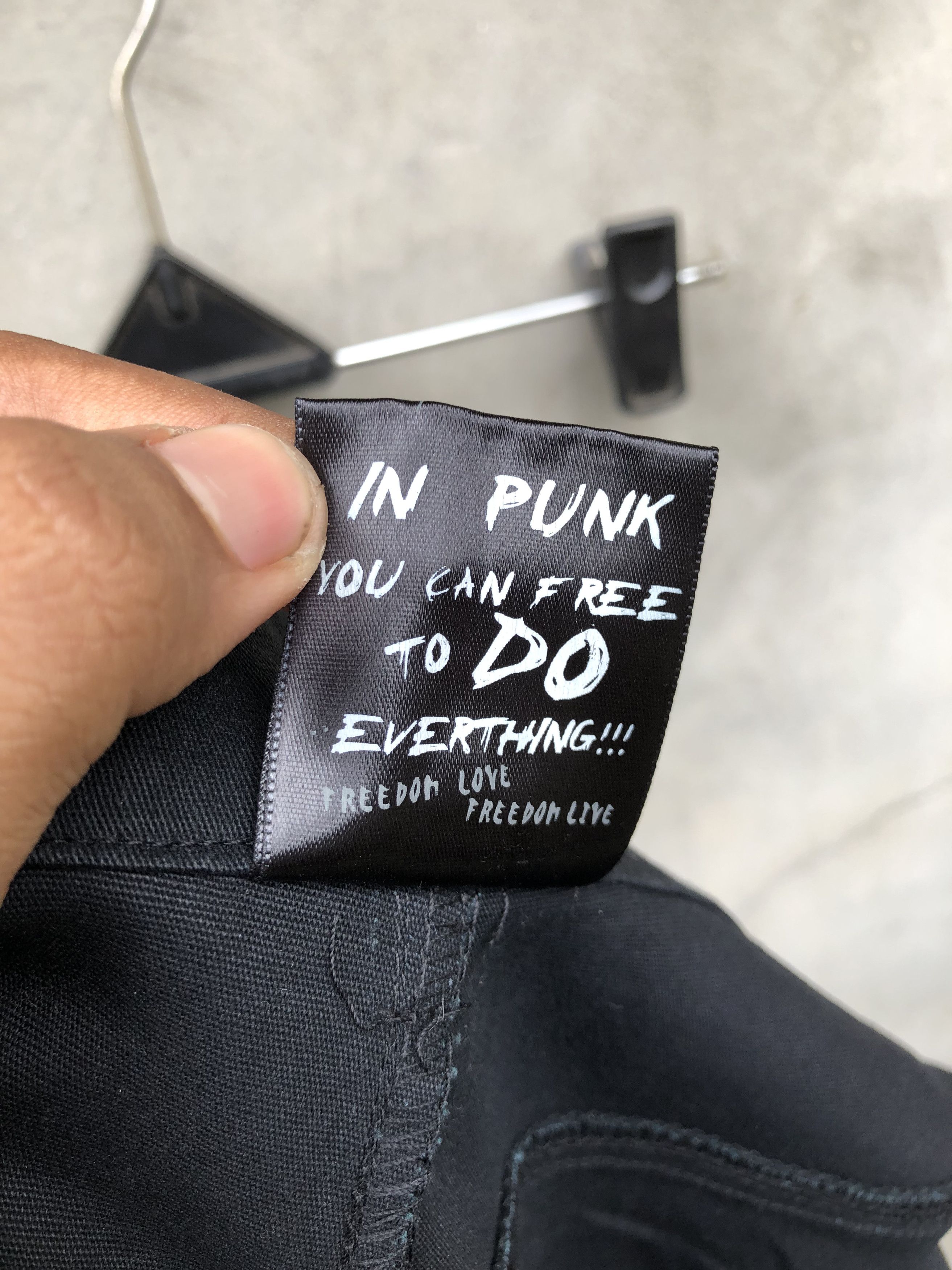Beauty Beast Punk Rave lyrics Punk Rock 101 by bowling for soup Size US 32 / EU 48 - 9 Thumbnail