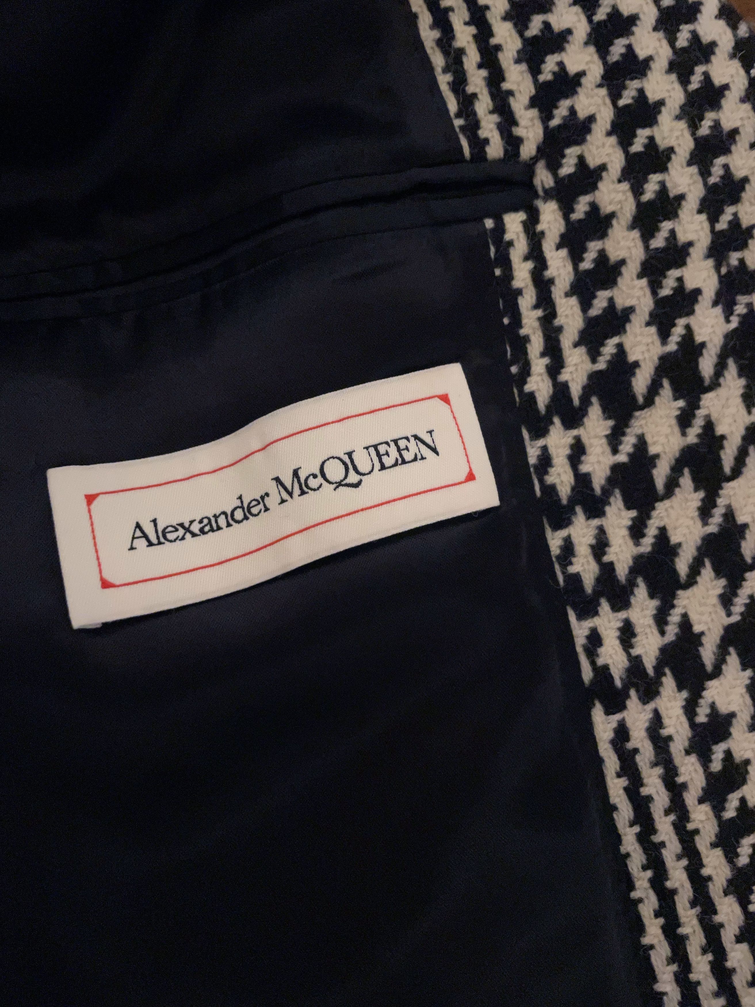 Alexander McQueen PRINCE OF WALES CHECK ALLURE CHESTERFIELD COAT Size US M / EU 48-50 / 2 - 16 Thumbnail