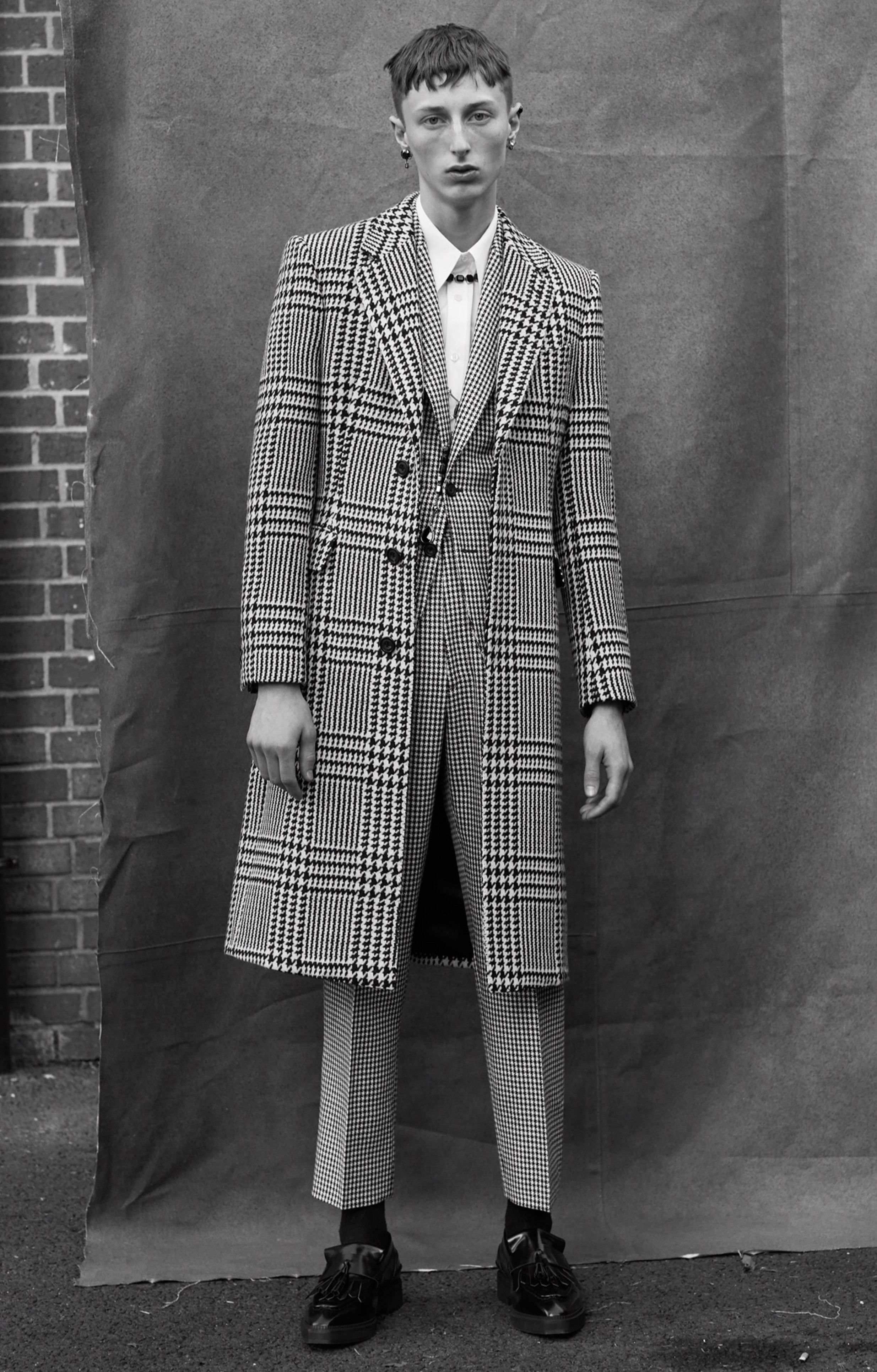 Alexander McQueen PRINCE OF WALES CHECK ALLURE CHESTERFIELD COAT Size US M / EU 48-50 / 2 - 23 Thumbnail