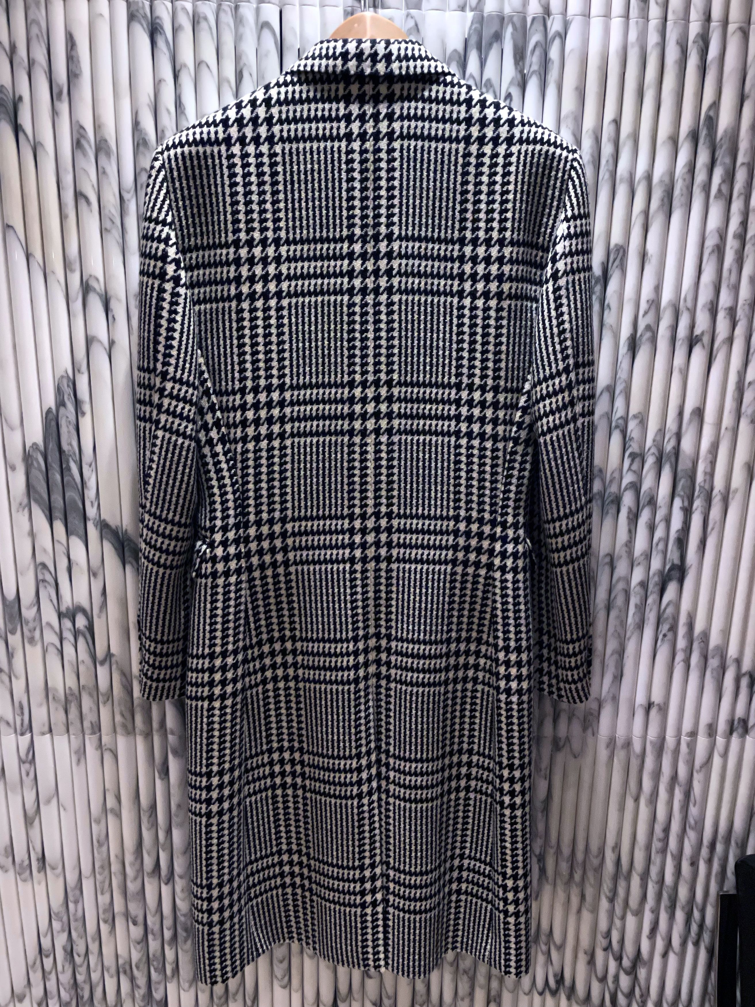 Alexander McQueen PRINCE OF WALES CHECK ALLURE CHESTERFIELD COAT Size US M / EU 48-50 / 2 - 14 Thumbnail