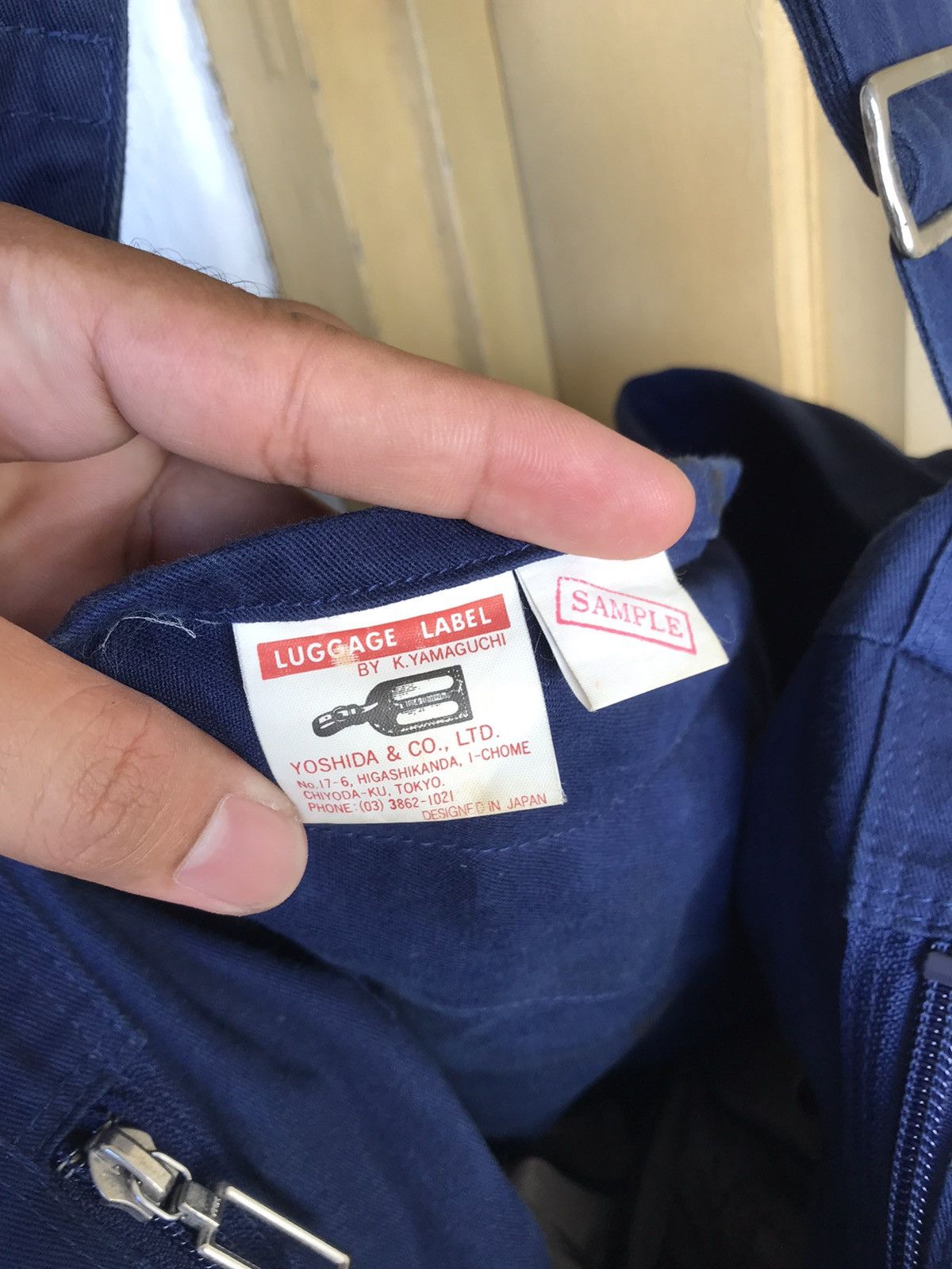 Japanese Brand Vintage Luggage Label by K.Yamaguchi Sample Sling Bag Size ONE SIZE - 12 Thumbnail