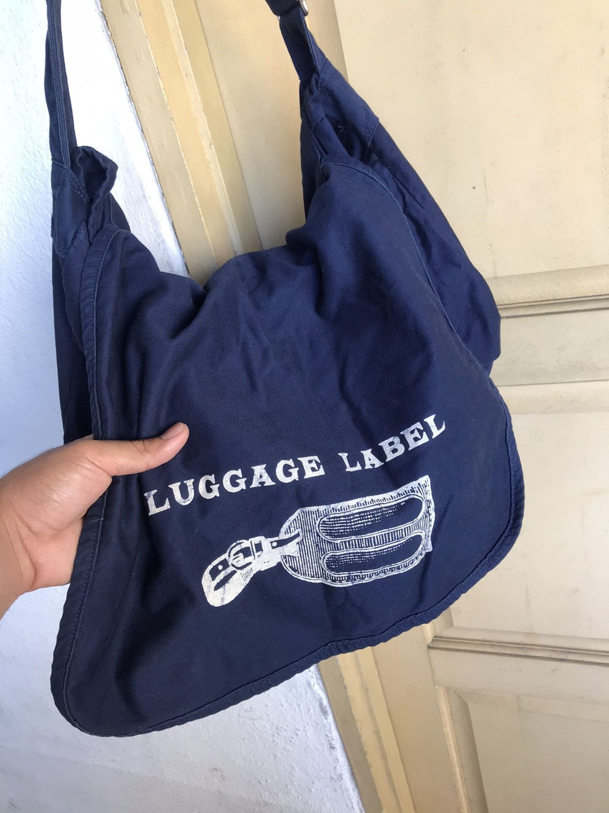 Japanese Brand Vintage Luggage Label by K.Yamaguchi Sample Sling Bag Size ONE SIZE - 6 Thumbnail