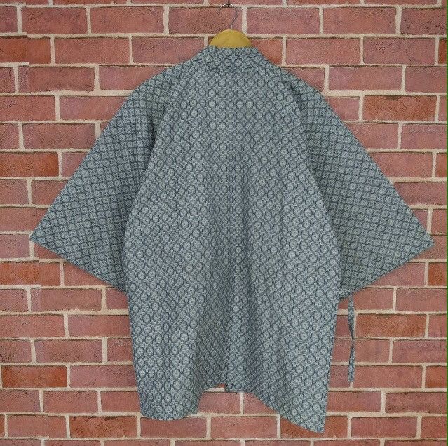 Japanese Brand Vintage Haori Kimono Short Kimono Japan Abstract Design Size US L / EU 52-54 / 3 - 2 Thumbnail