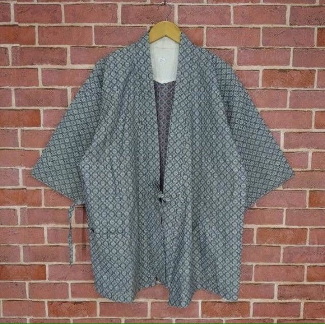 Japanese Brand Vintage Haori Kimono Short Kimono Japan Abstract Design Size US L / EU 52-54 / 3 - 1 Thumbnail