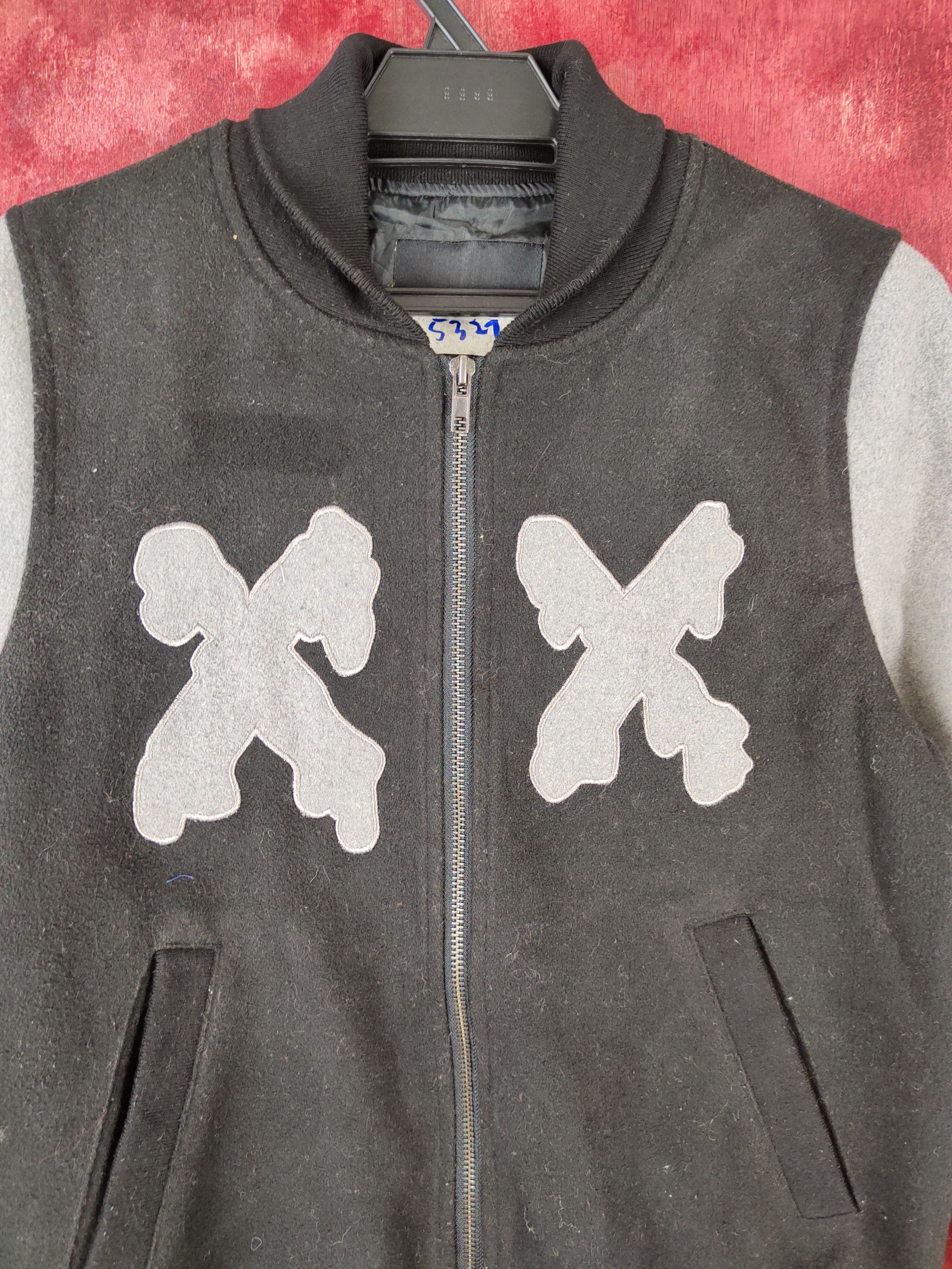 Japanese Brand World Wide Love! Gray Black varsity Sweater #5327 Size M / US 6-8 / IT 42-44 - 2 Thumbnail