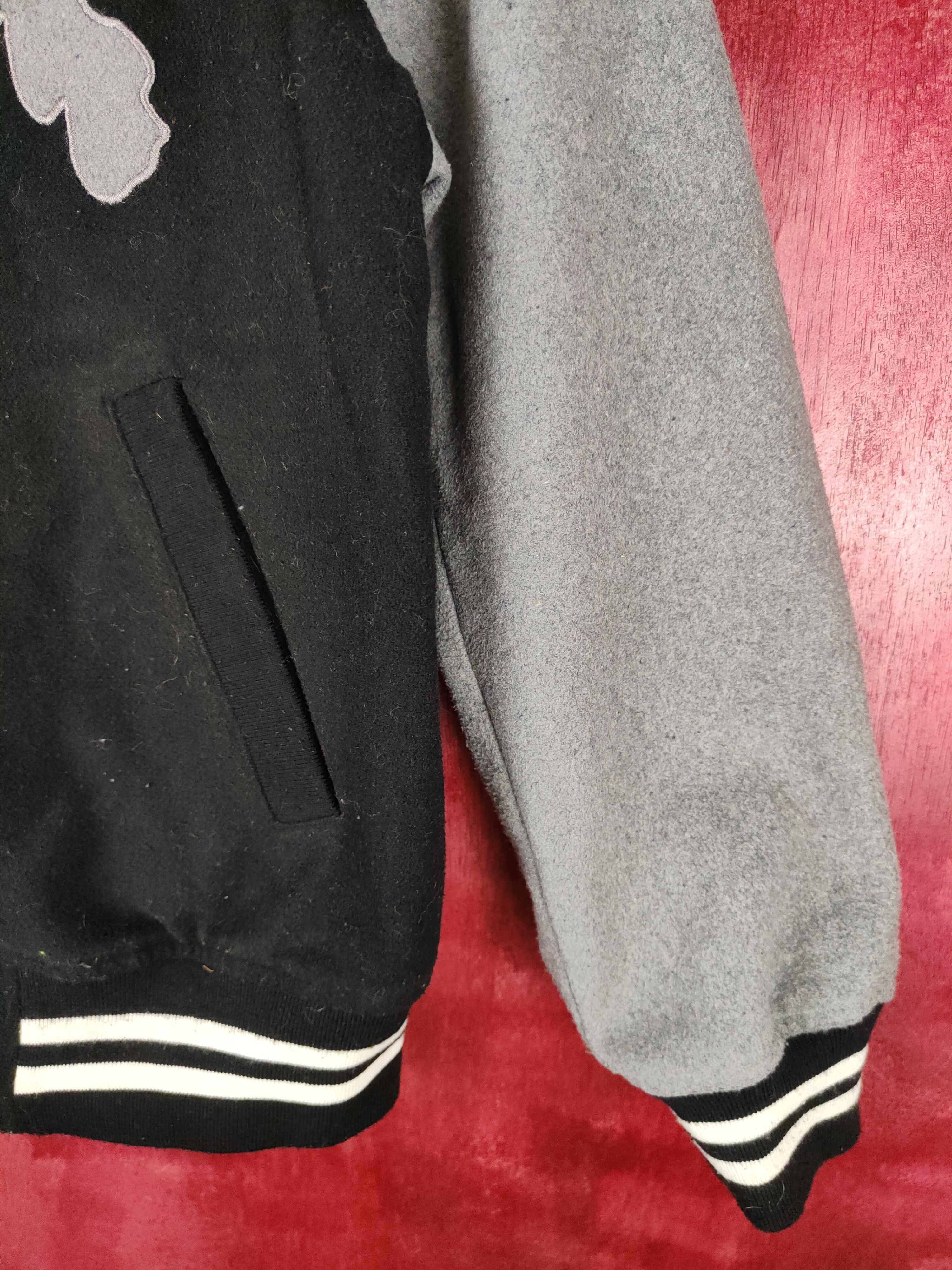 Japanese Brand World Wide Love! Gray Black varsity Sweater #5327 Size M / US 6-8 / IT 42-44 - 4 Thumbnail
