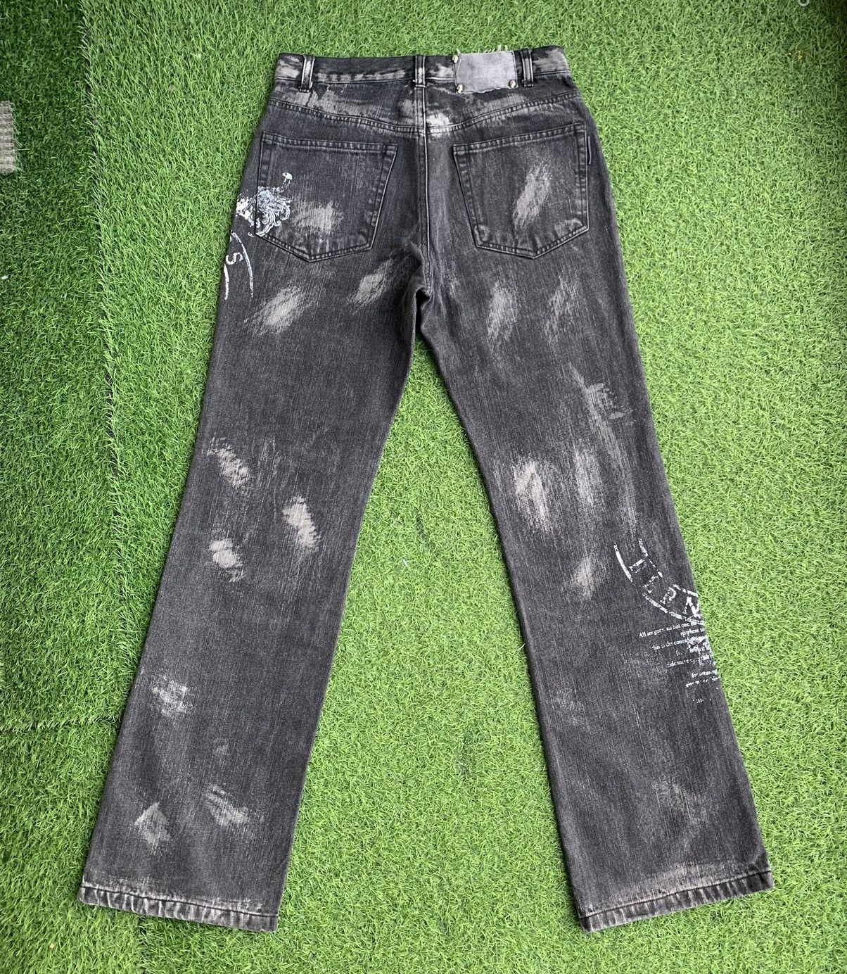 Japanese Brand Japanese Brand Berning-Sho Distressed Awesome Design Size US 30 / EU 46 - 16 Thumbnail